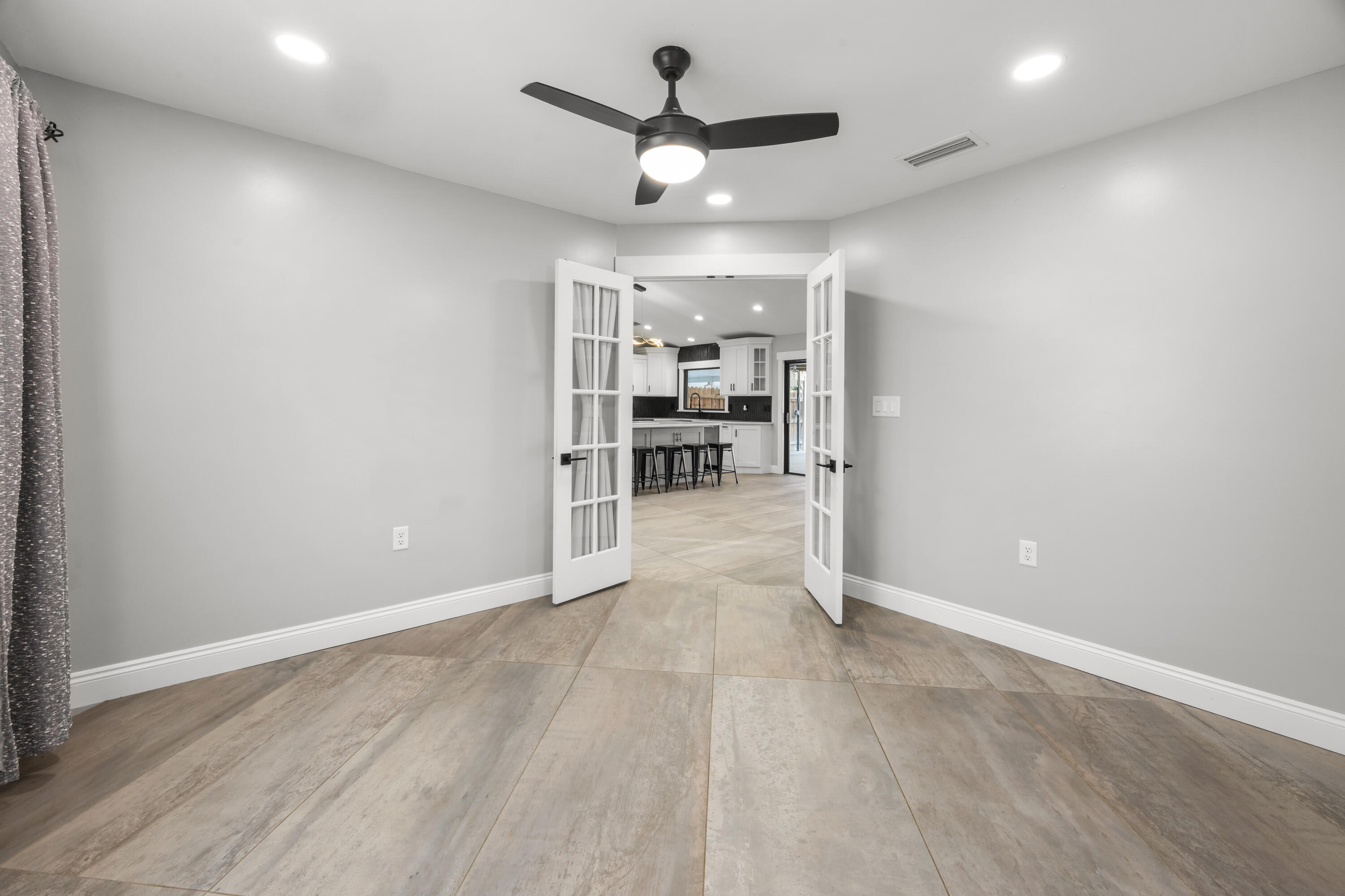 KENWOOD 2ND ADD - Residential