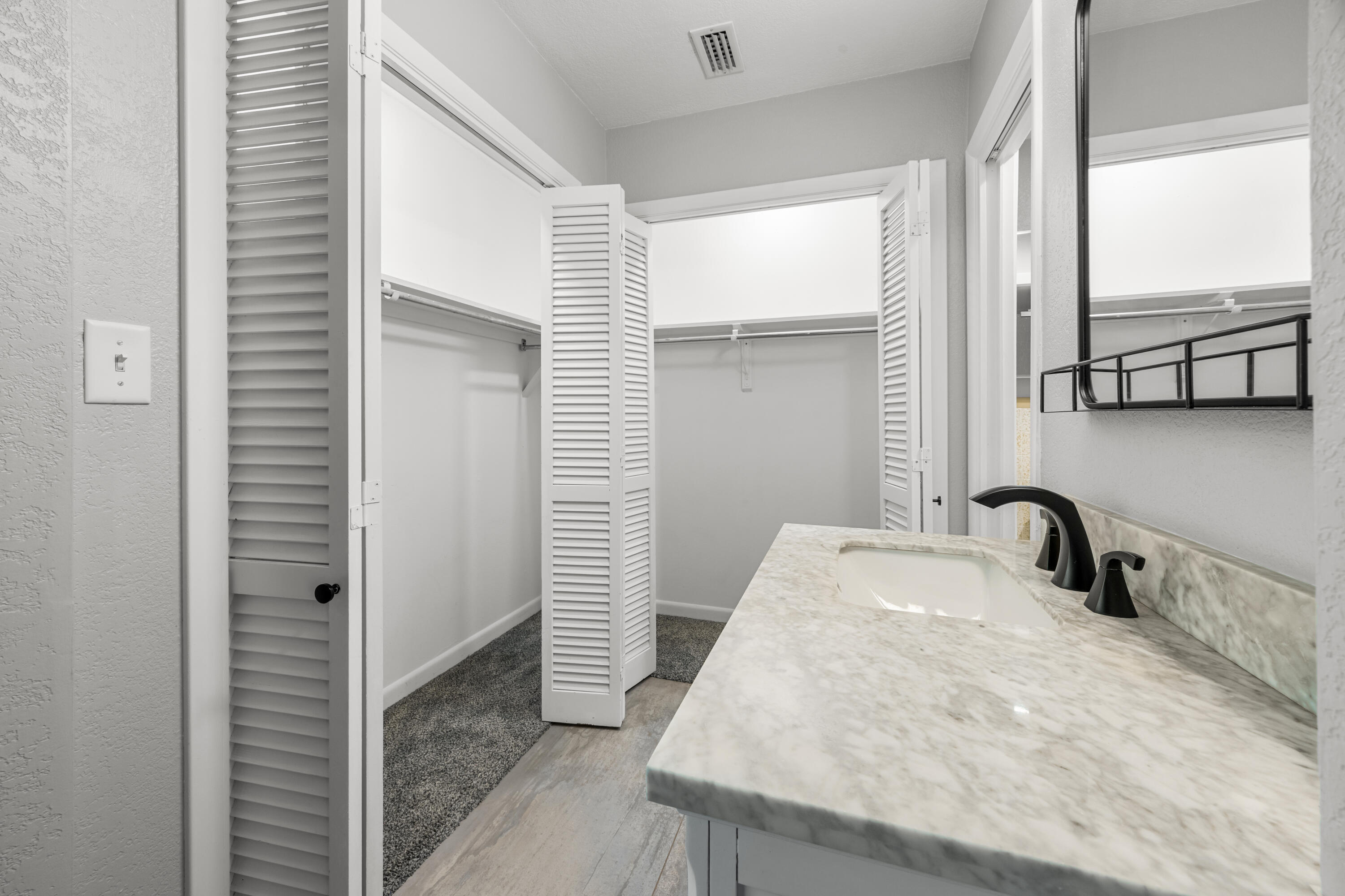 KENWOOD 2ND ADD - Residential