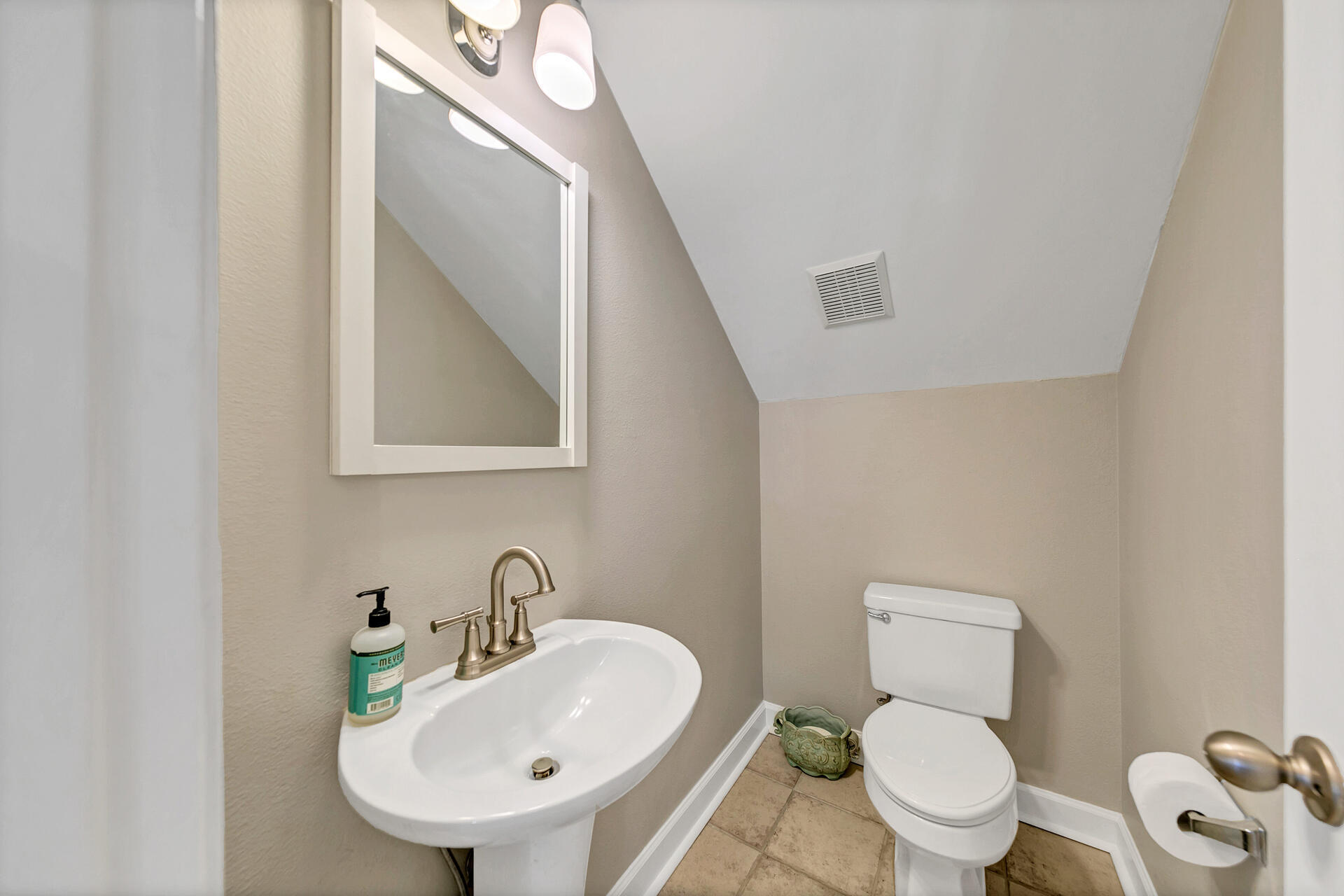 ESCADA - Residential