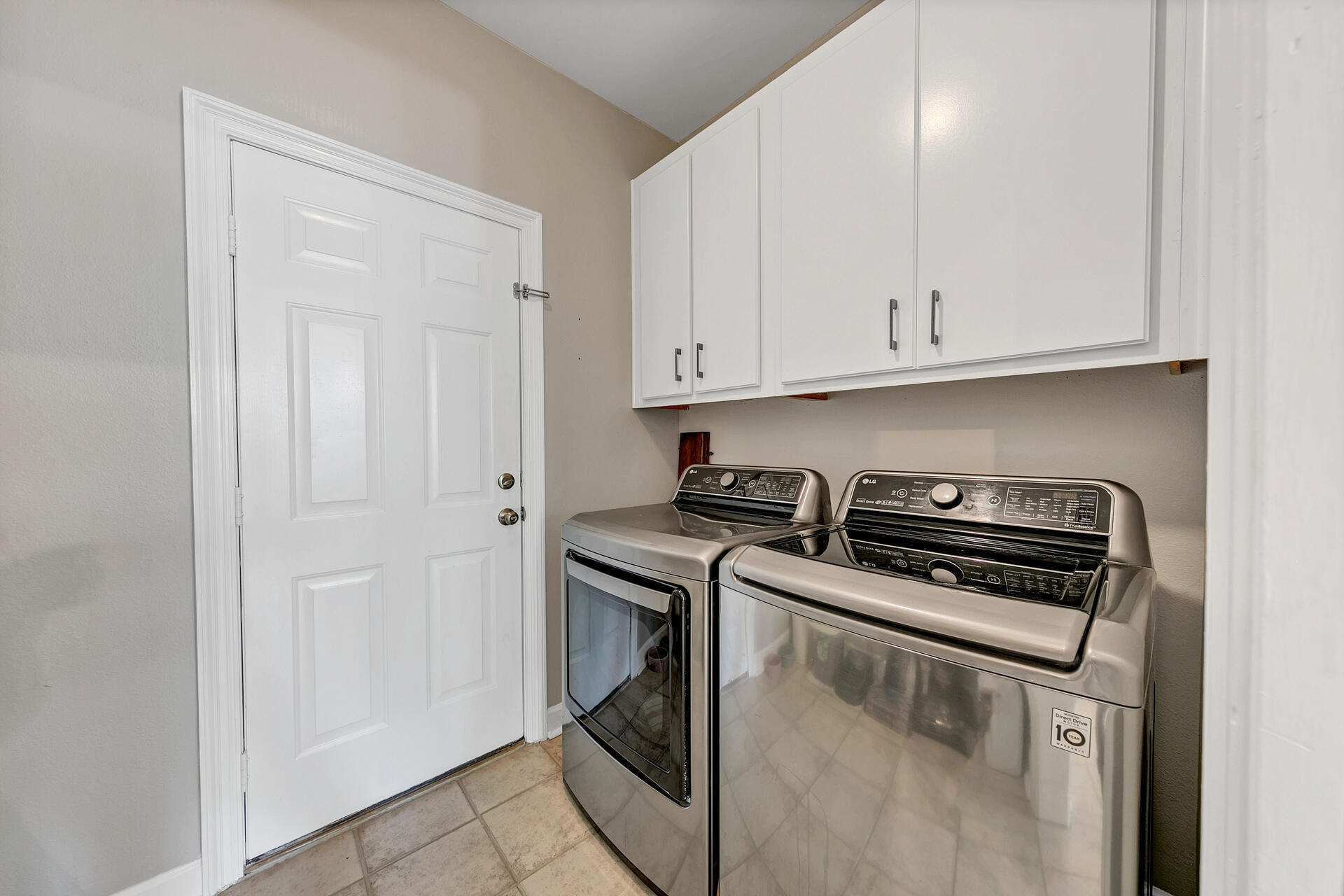 ESCADA - Residential