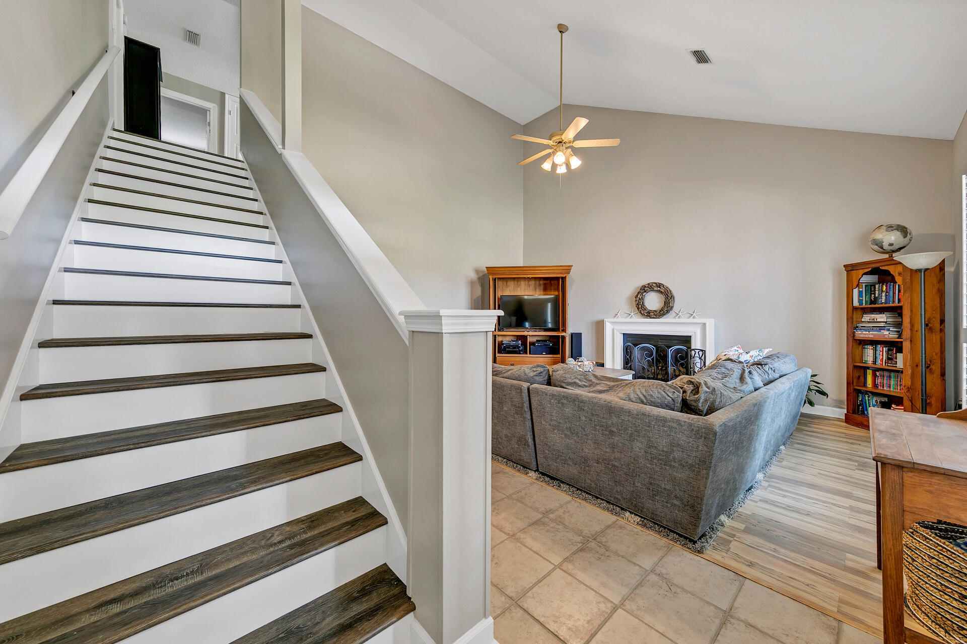 ESCADA - Residential