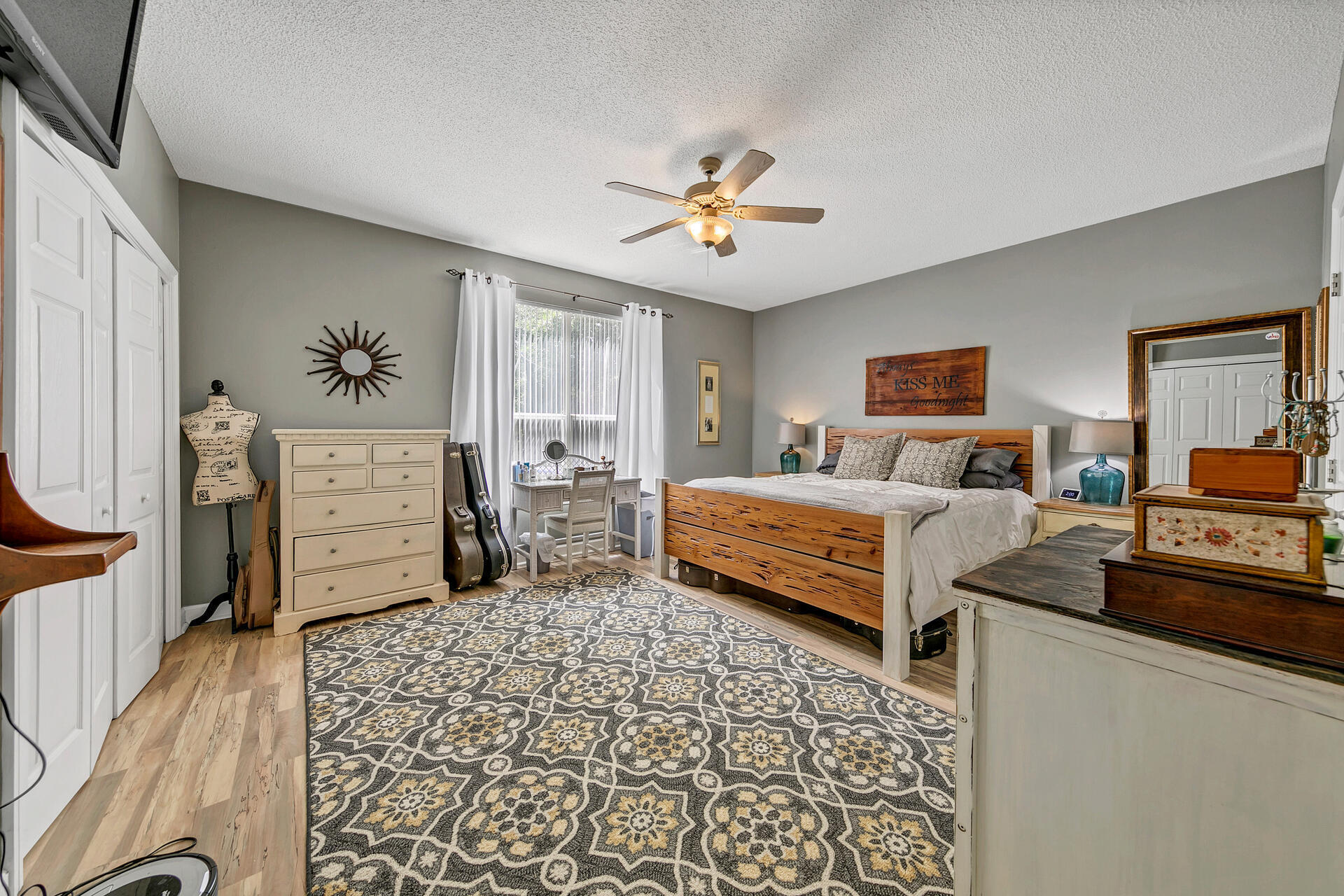 ESCADA - Residential