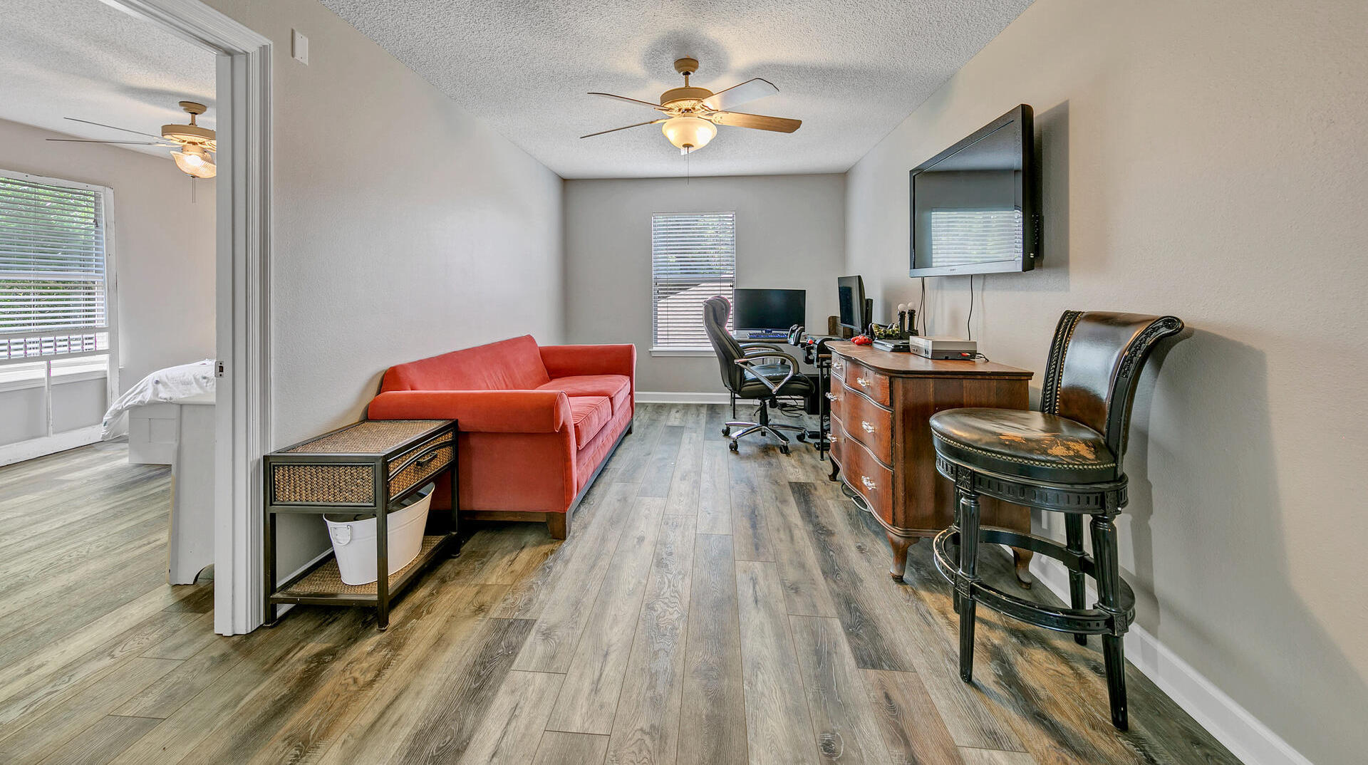 ESCADA - Residential