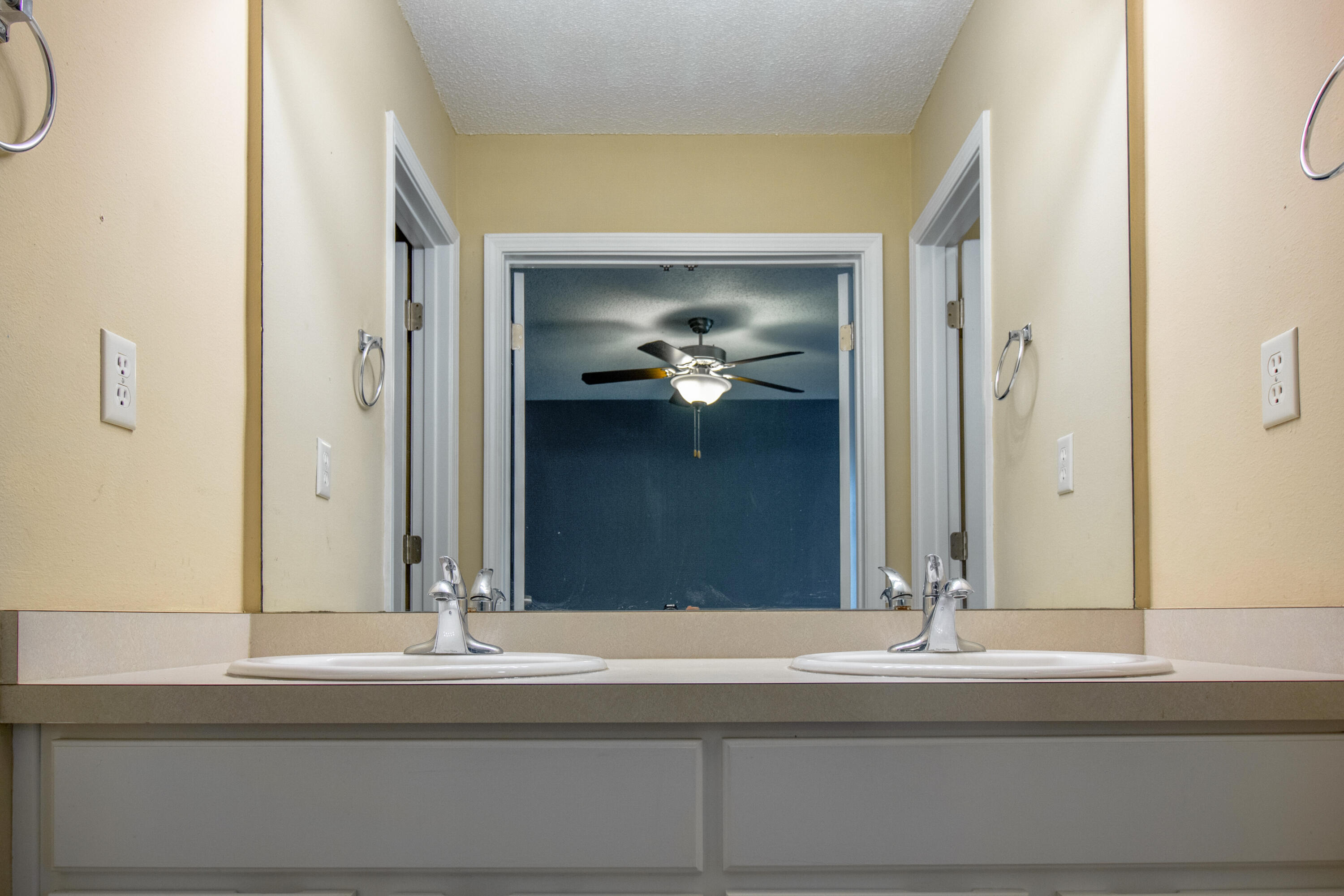 SUGAR CREEK S/D - Residential Lease