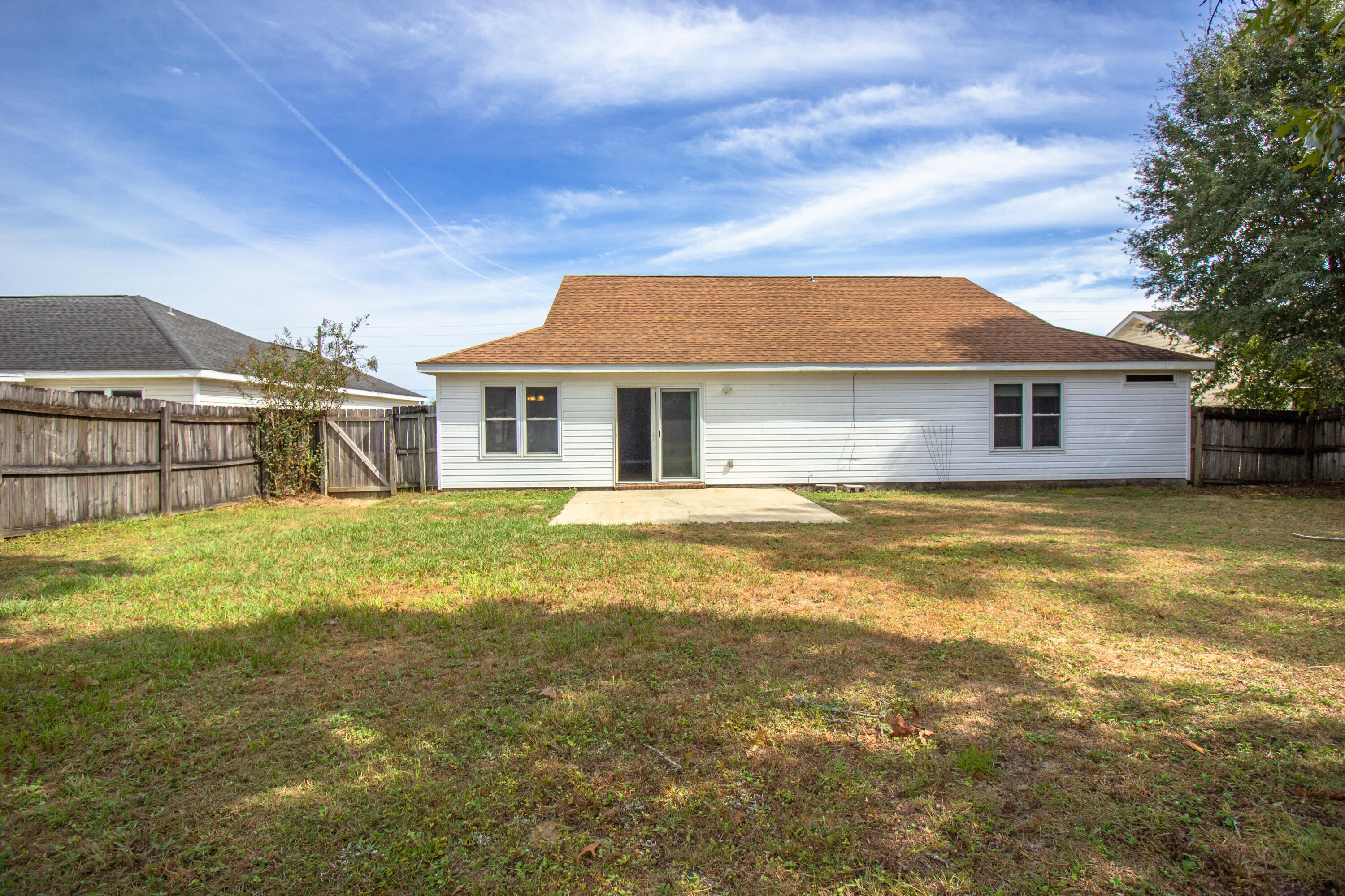 SUGAR CREEK S/D - Residential Lease