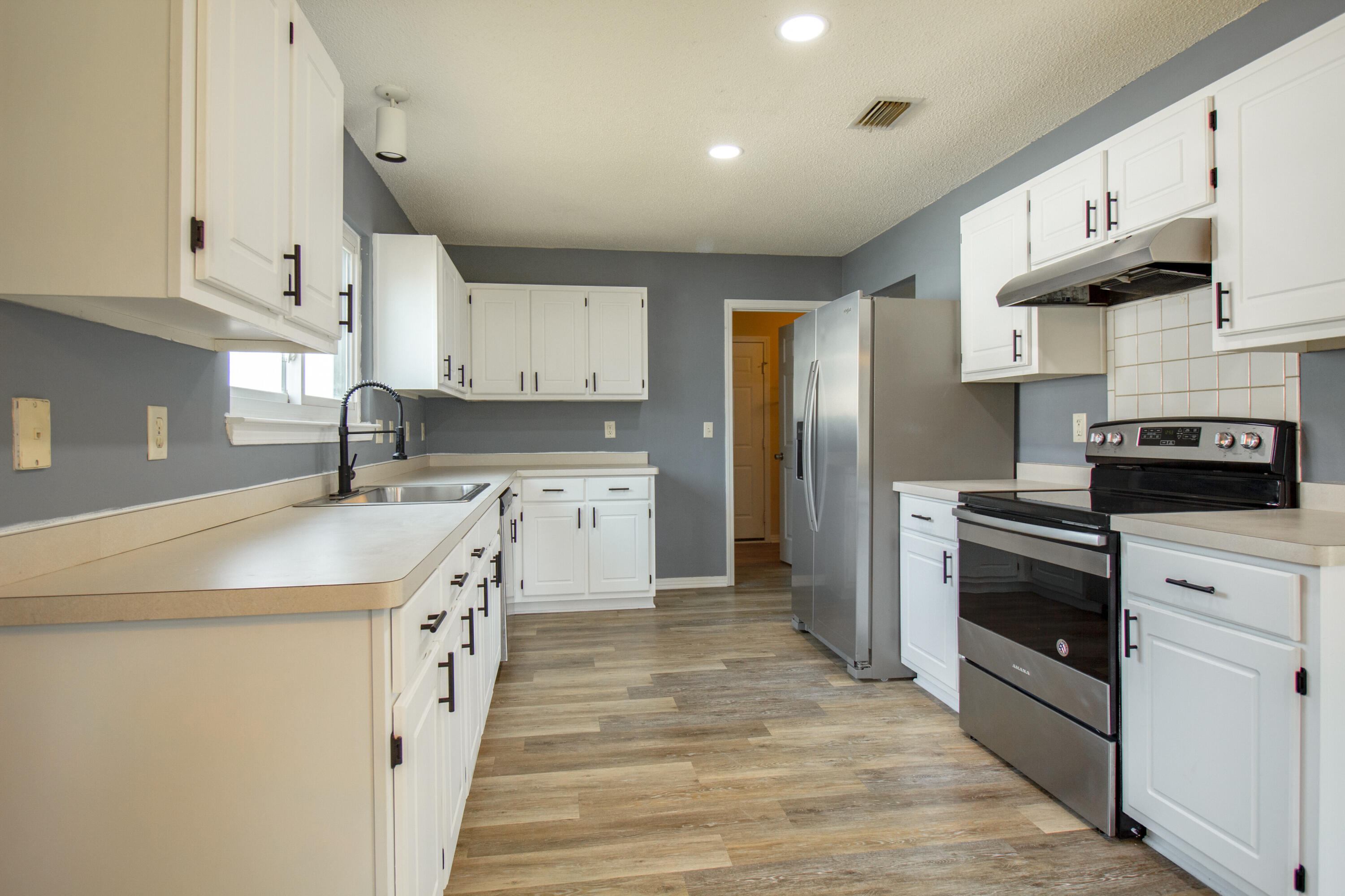 SUGAR CREEK S/D - Residential Lease