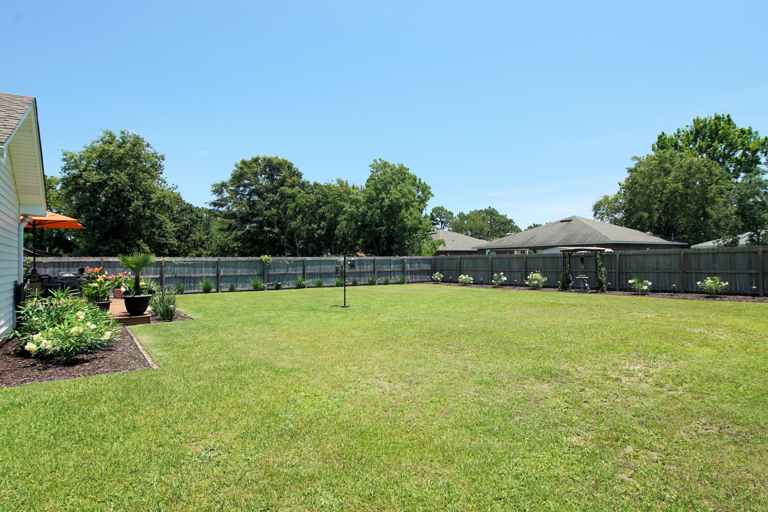 WYNNEHAVEN BEACH PATIO HOMES - Residential