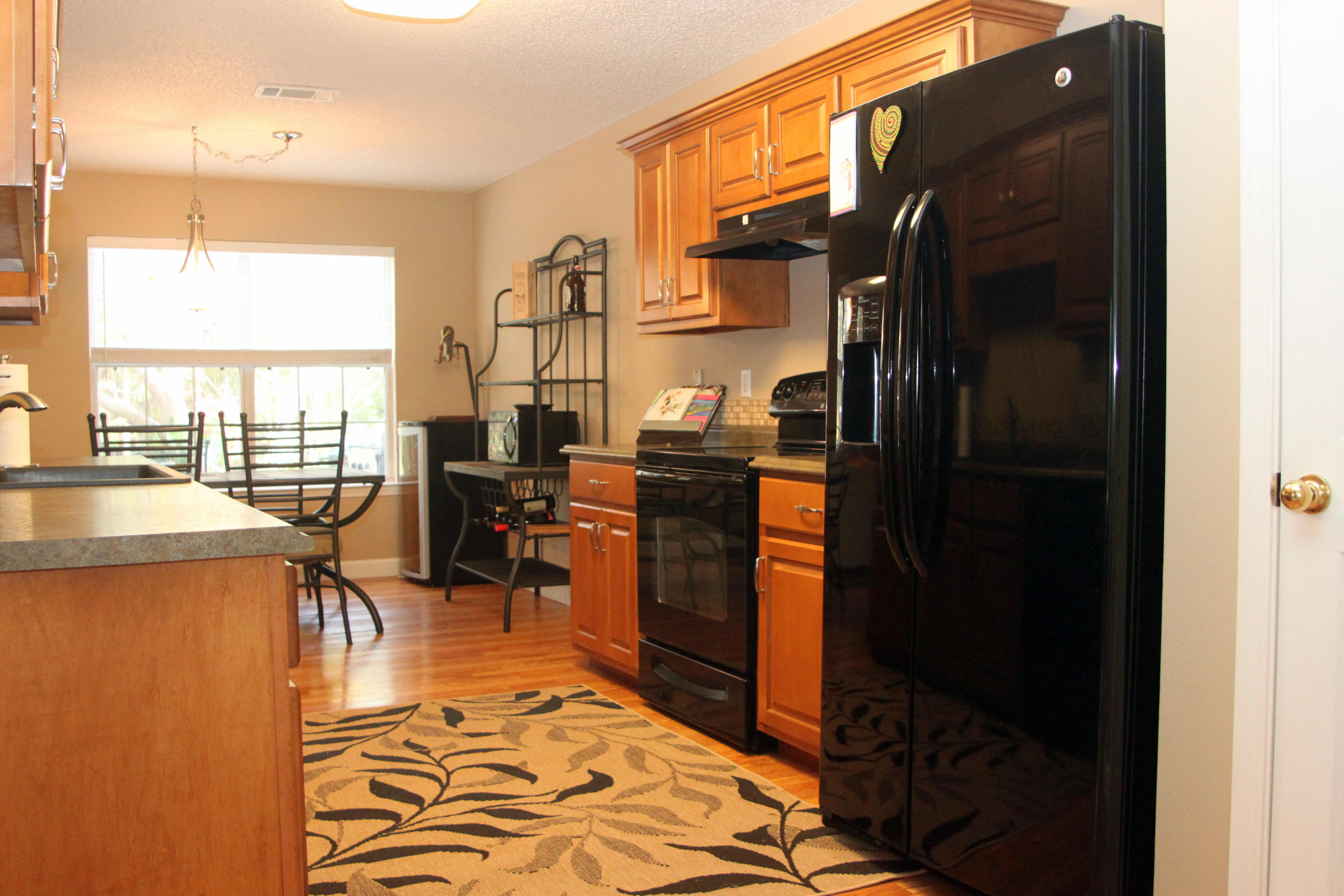 TWIN LAKES ESTATES - Residential