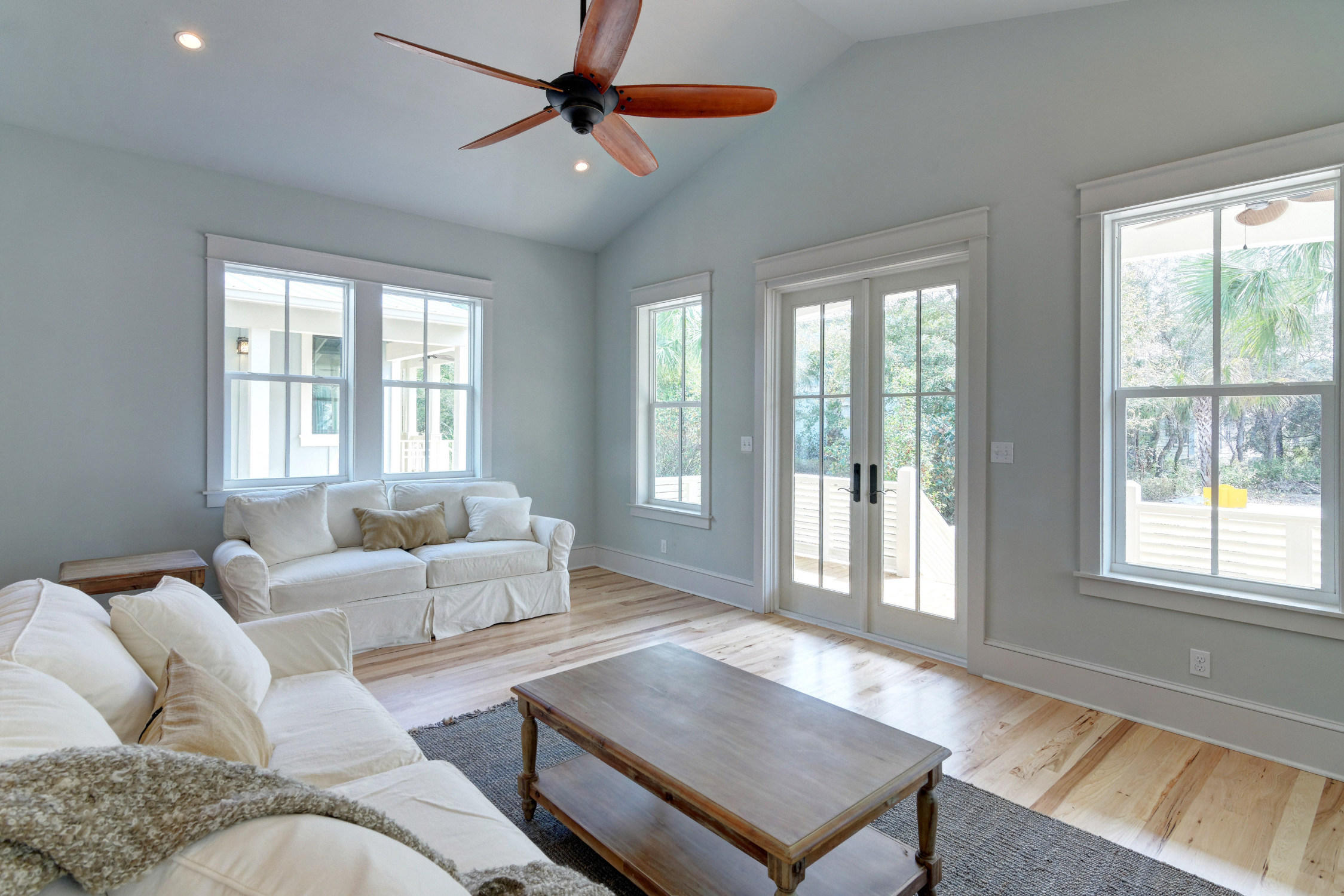 Cottages at Eastern Lake - Residential