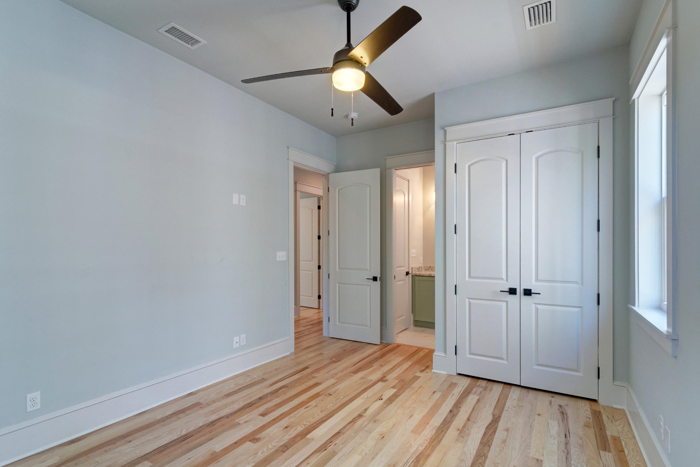 Cottages at Eastern Lake - Residential