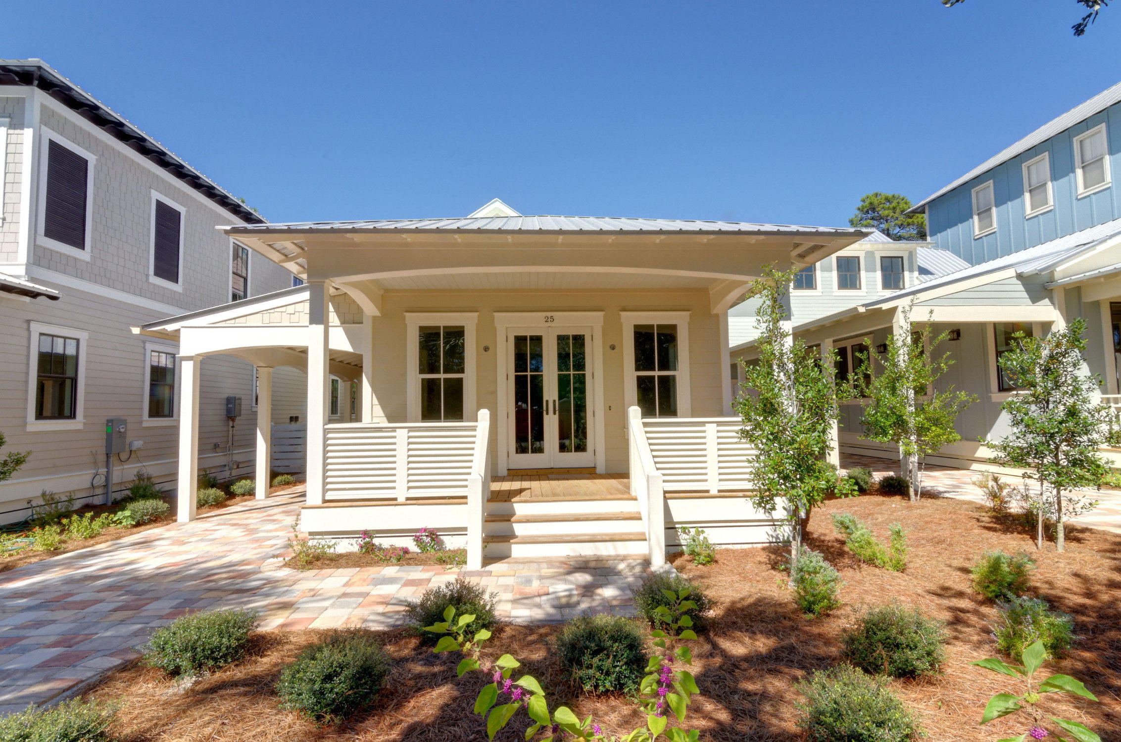 Cottages at Eastern Lake - Residential