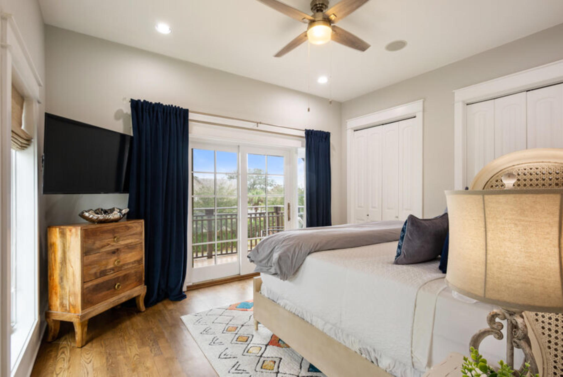 EASTERN LAKE VILLAGE - Residential