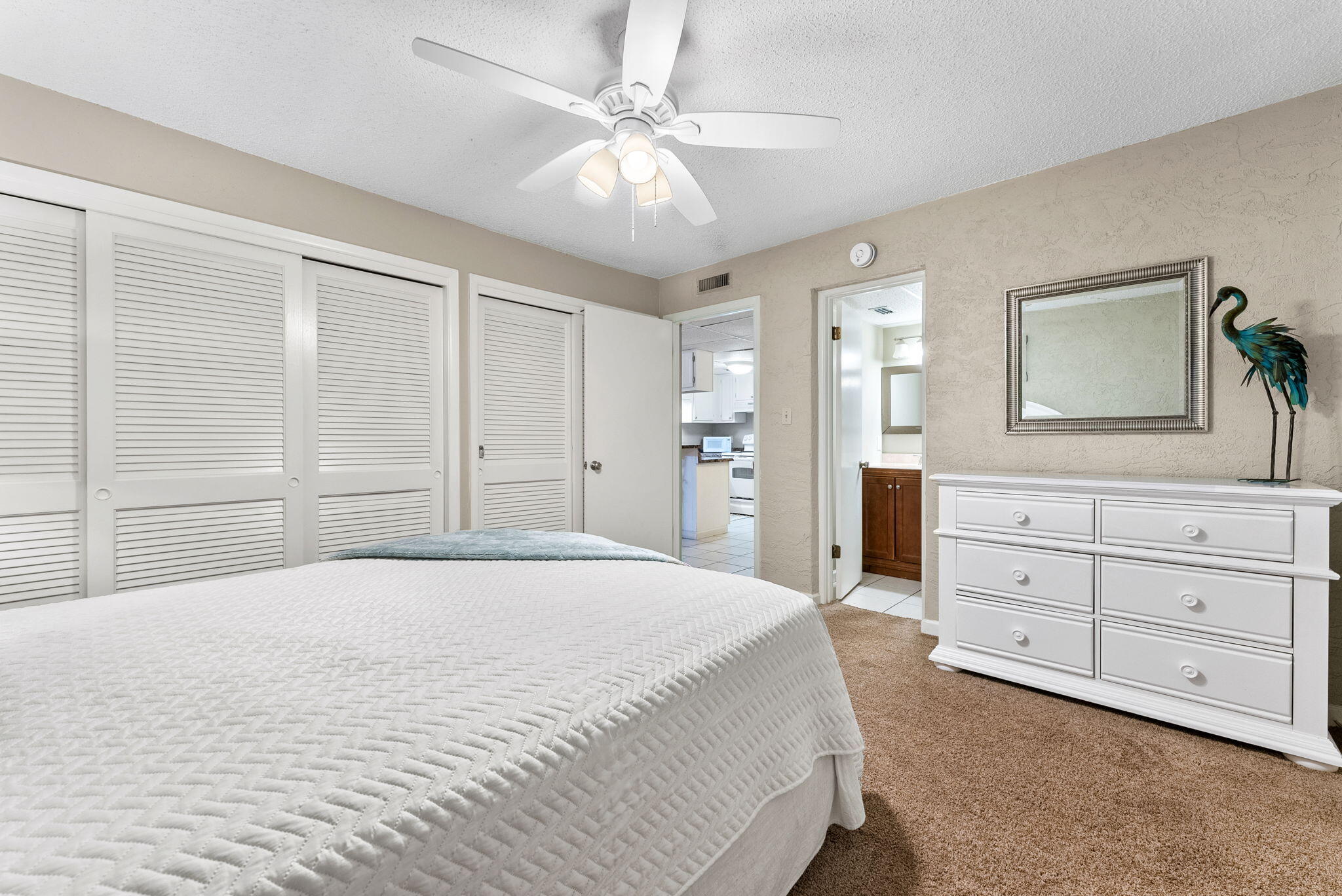 SUGAR BEACH T/H - Residential