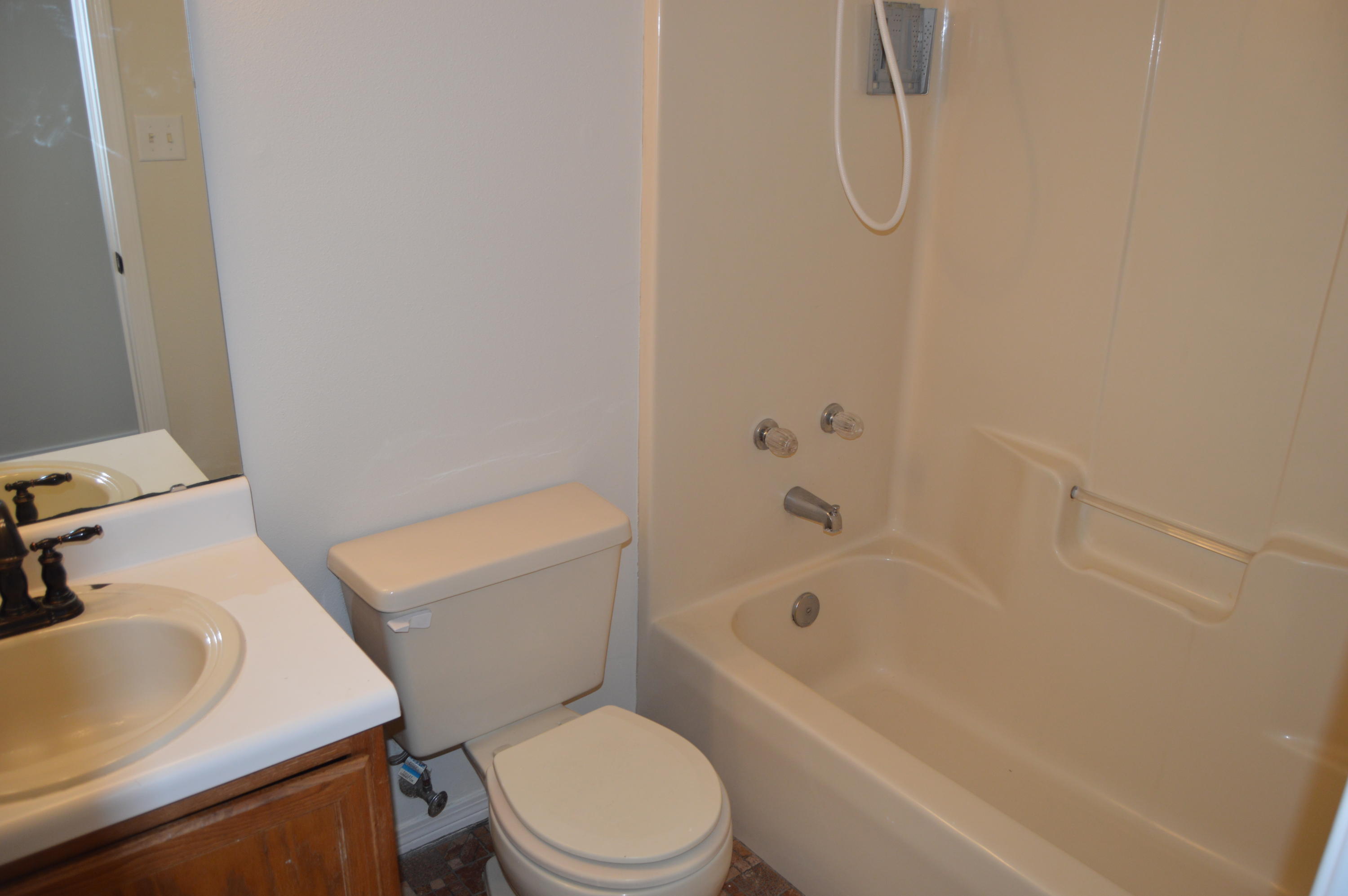 LAKE CHARLESTON - Residential