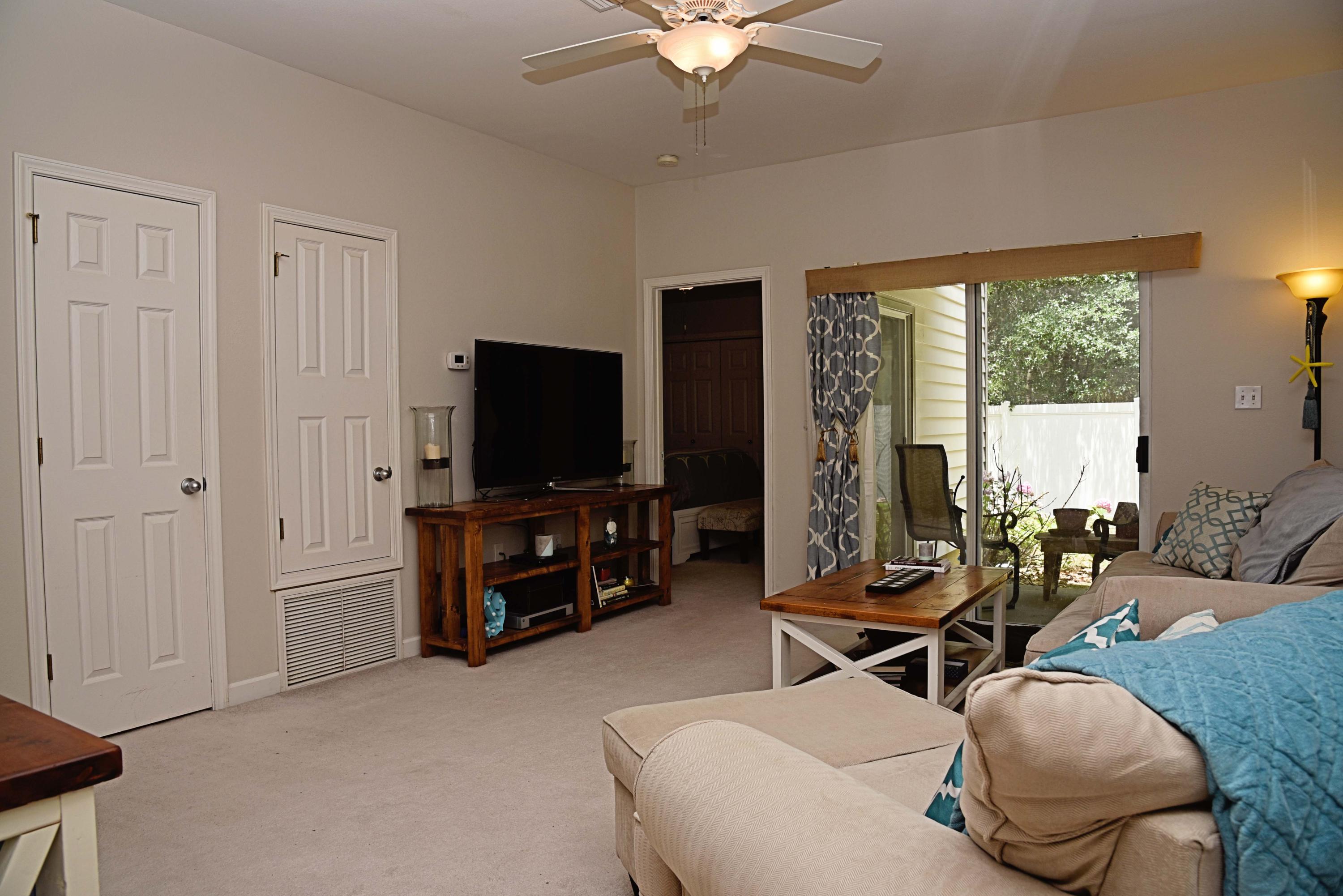 CARONDOLET T/H - Residential