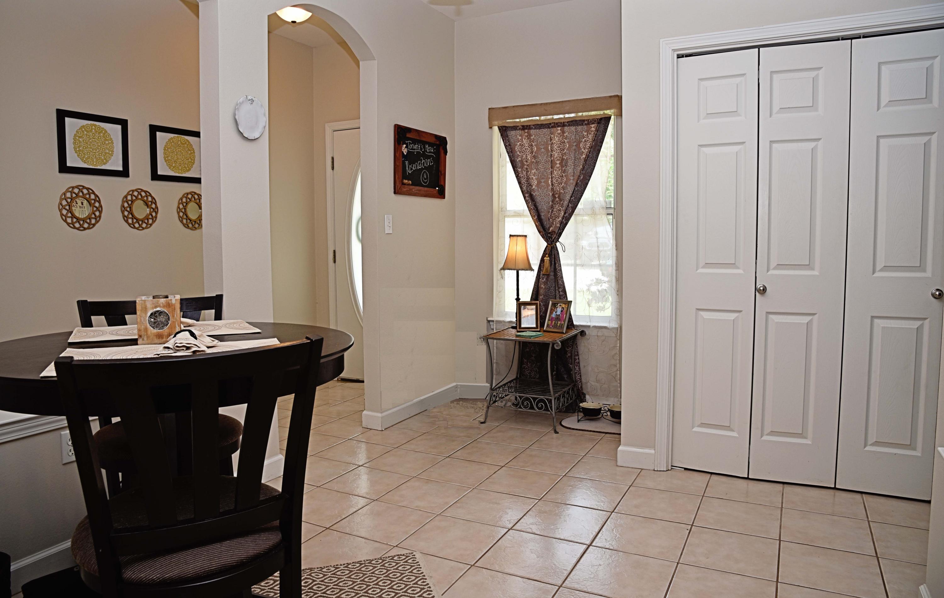 CARONDOLET T/H - Residential