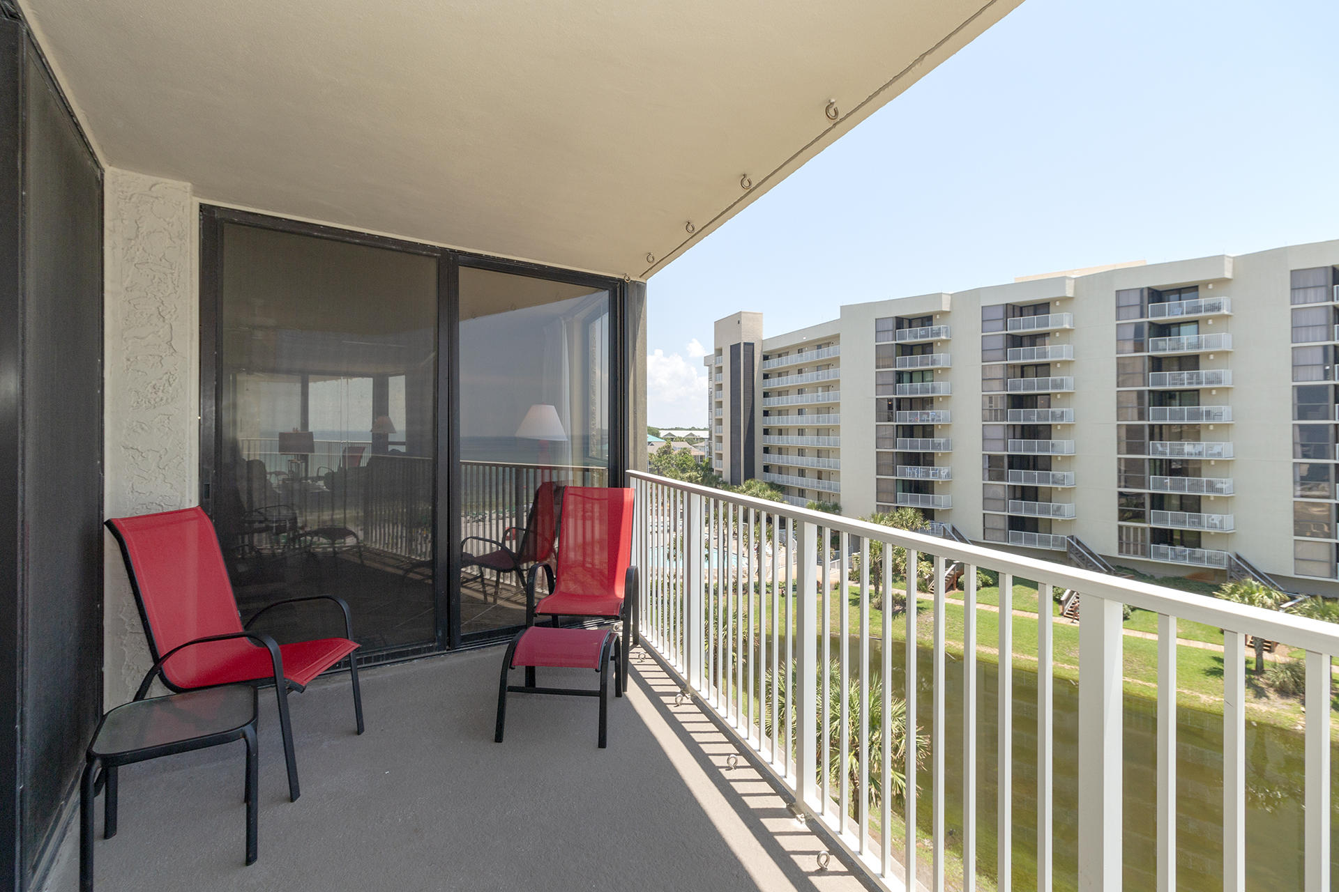 MAINSAIL CONDO PH 5 - Residential