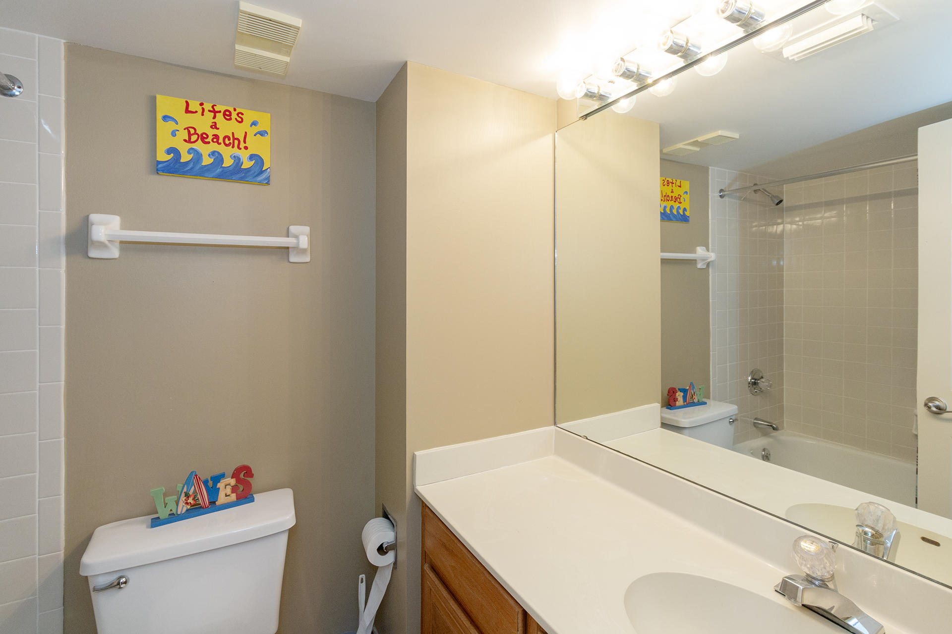 MAINSAIL CONDO PH 5 - Residential