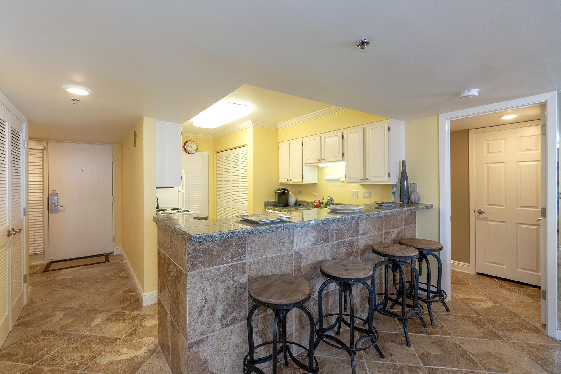 MAINSAIL CONDO PH 5 - Residential