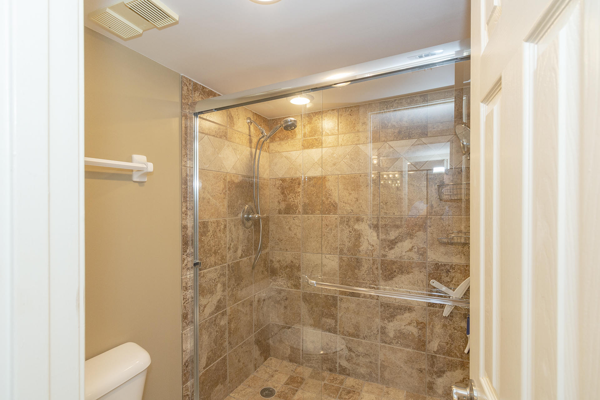 MAINSAIL CONDO PH 5 - Residential