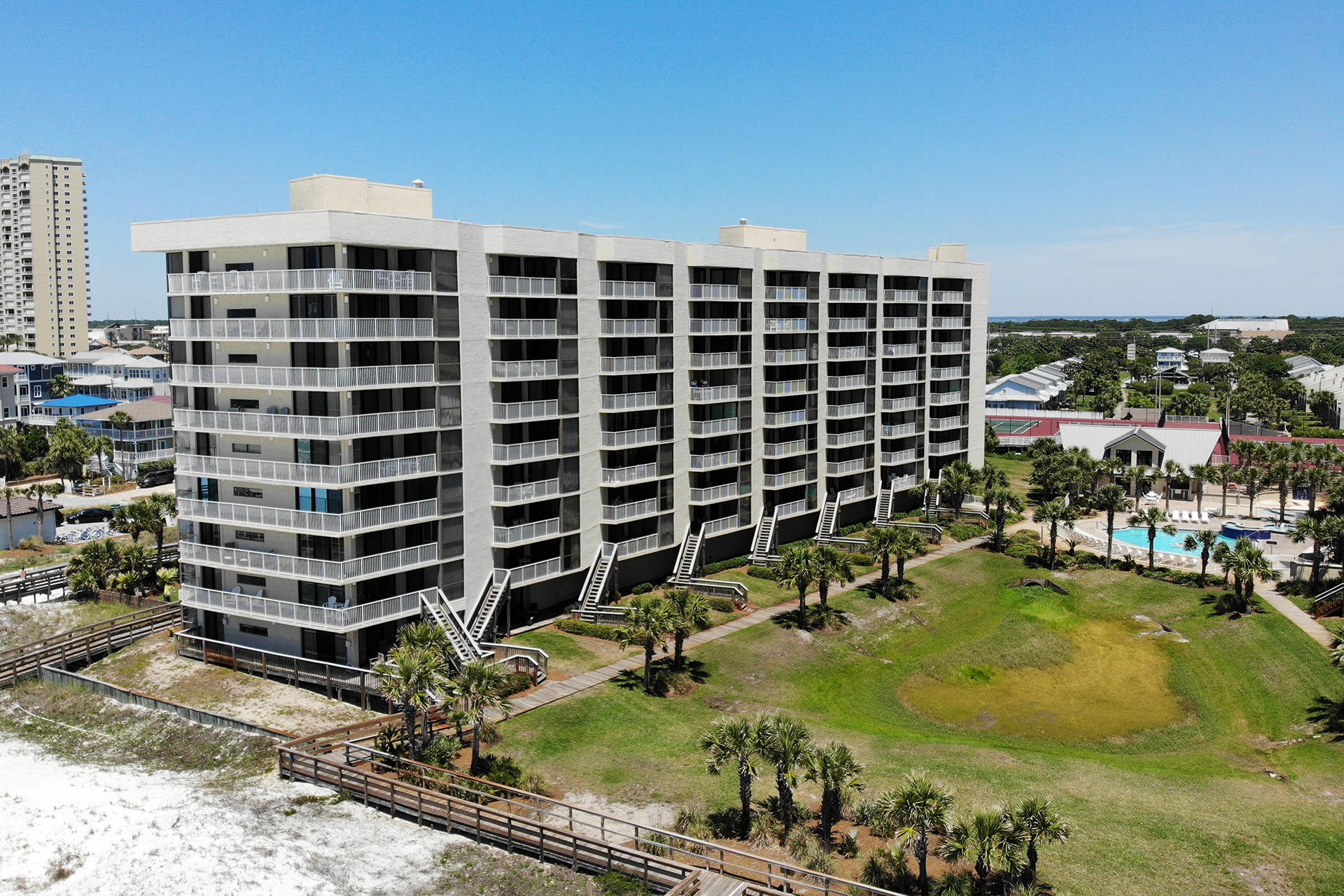 MAINSAIL CONDO PH 5 - Residential