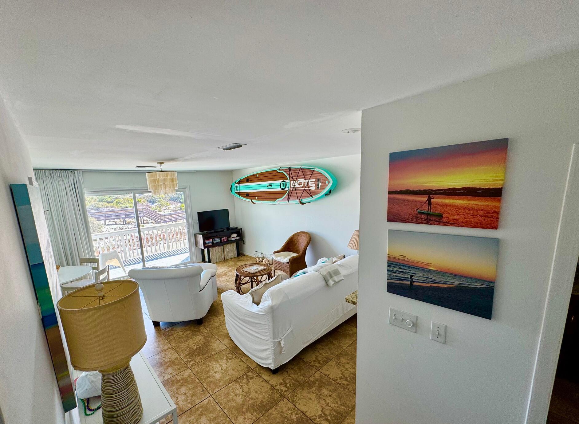 SHORELINE T/H - Residential