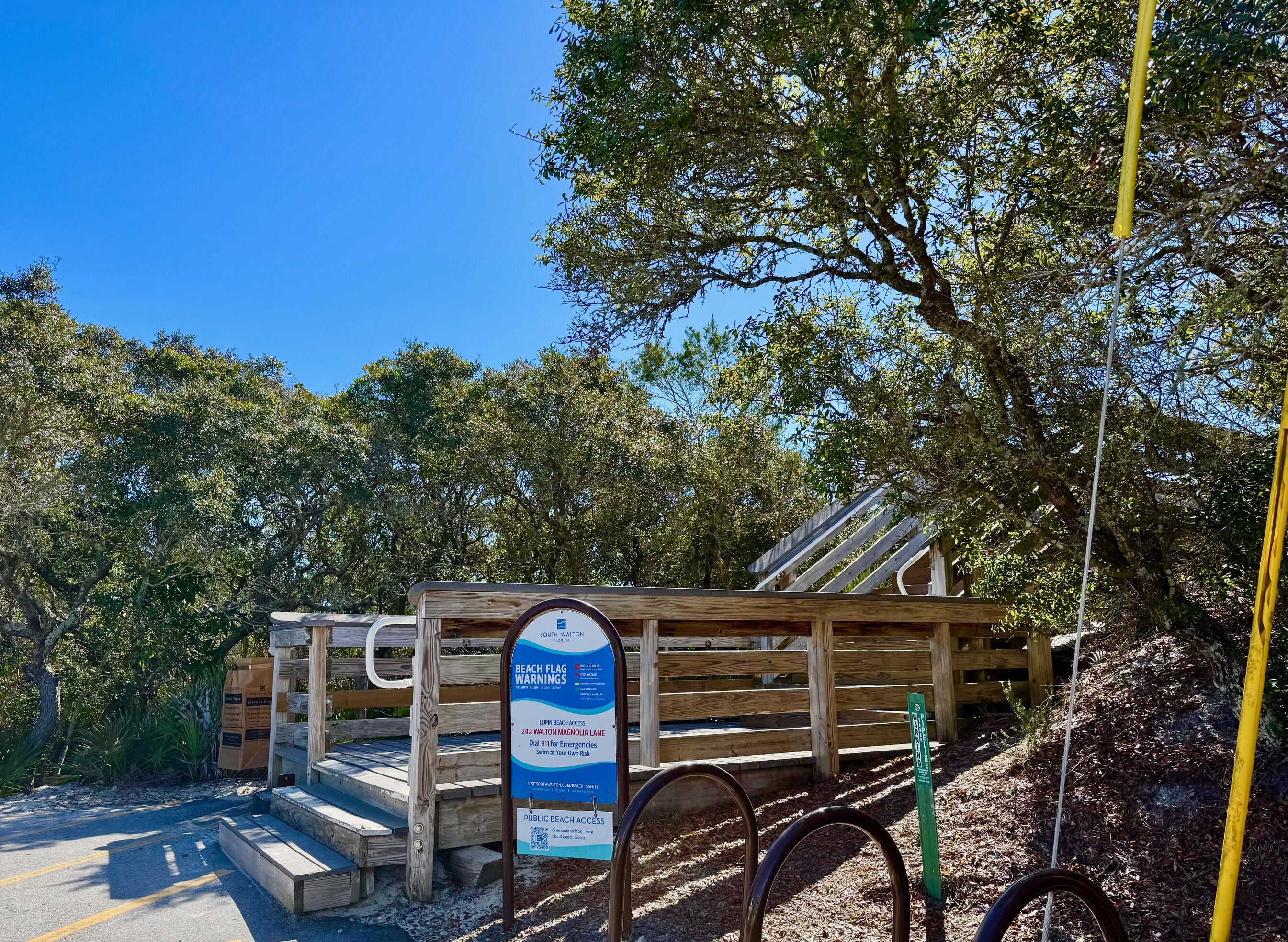 SHORELINE T/H - Residential