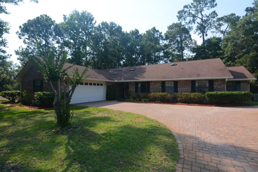 Beautiful home located in Bluewater Bay. Freshly painted interior, new doors throughout, granite countertops, high ceilings, updated bathrooms, and the perfect floorpan. An open concept kitchen, breakfast area, and family room will allow for easy family living. A large formal dining and living space provide great places for entertaining. Walk to Golf, Tennis, Swimming, or just go sit in the shade and feed the ducks and fish at the pond around the corner. More pictures to come