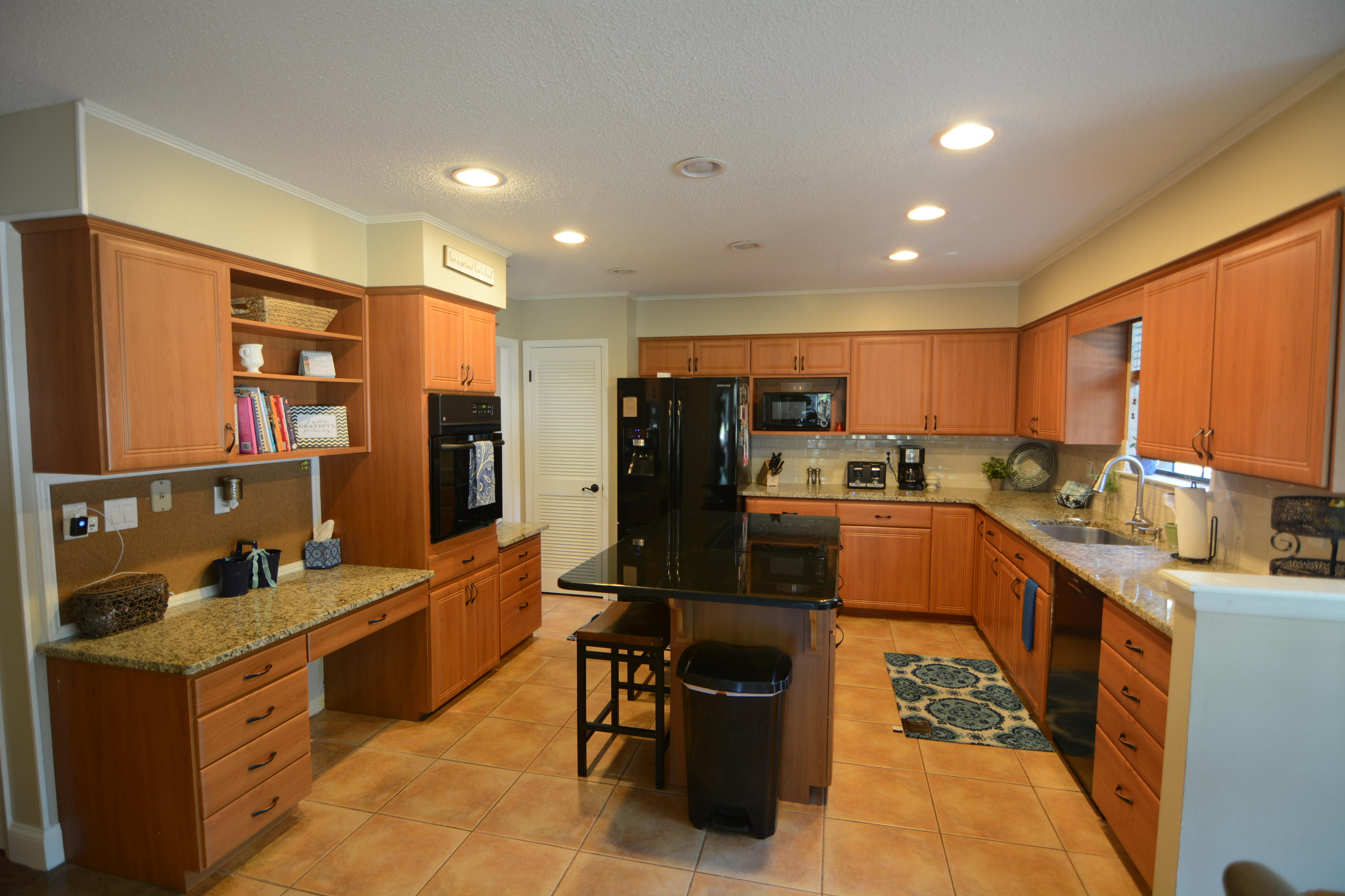 BLUEWATER BAY 3 - Residential