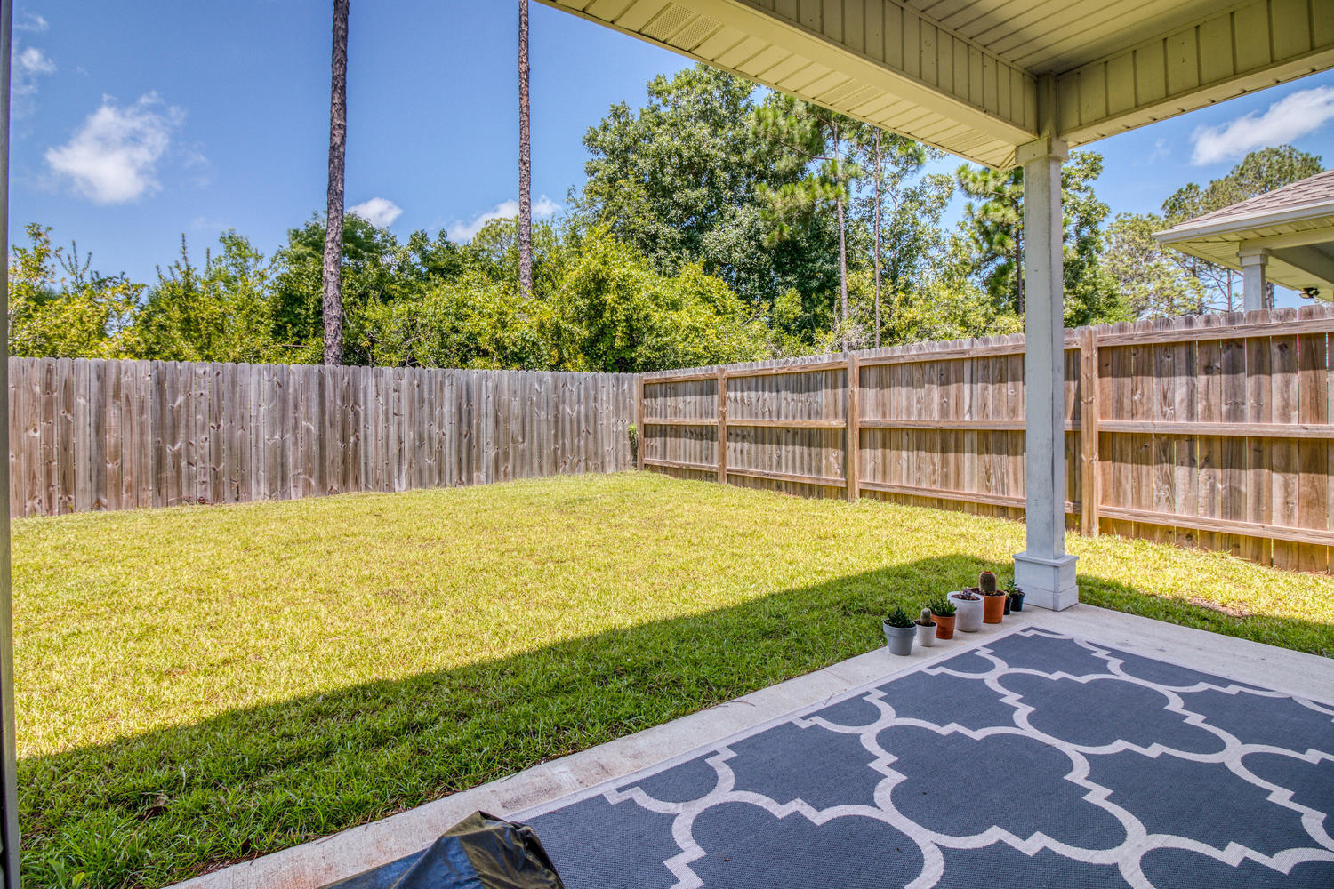 CRESCENT SHORES - Residential