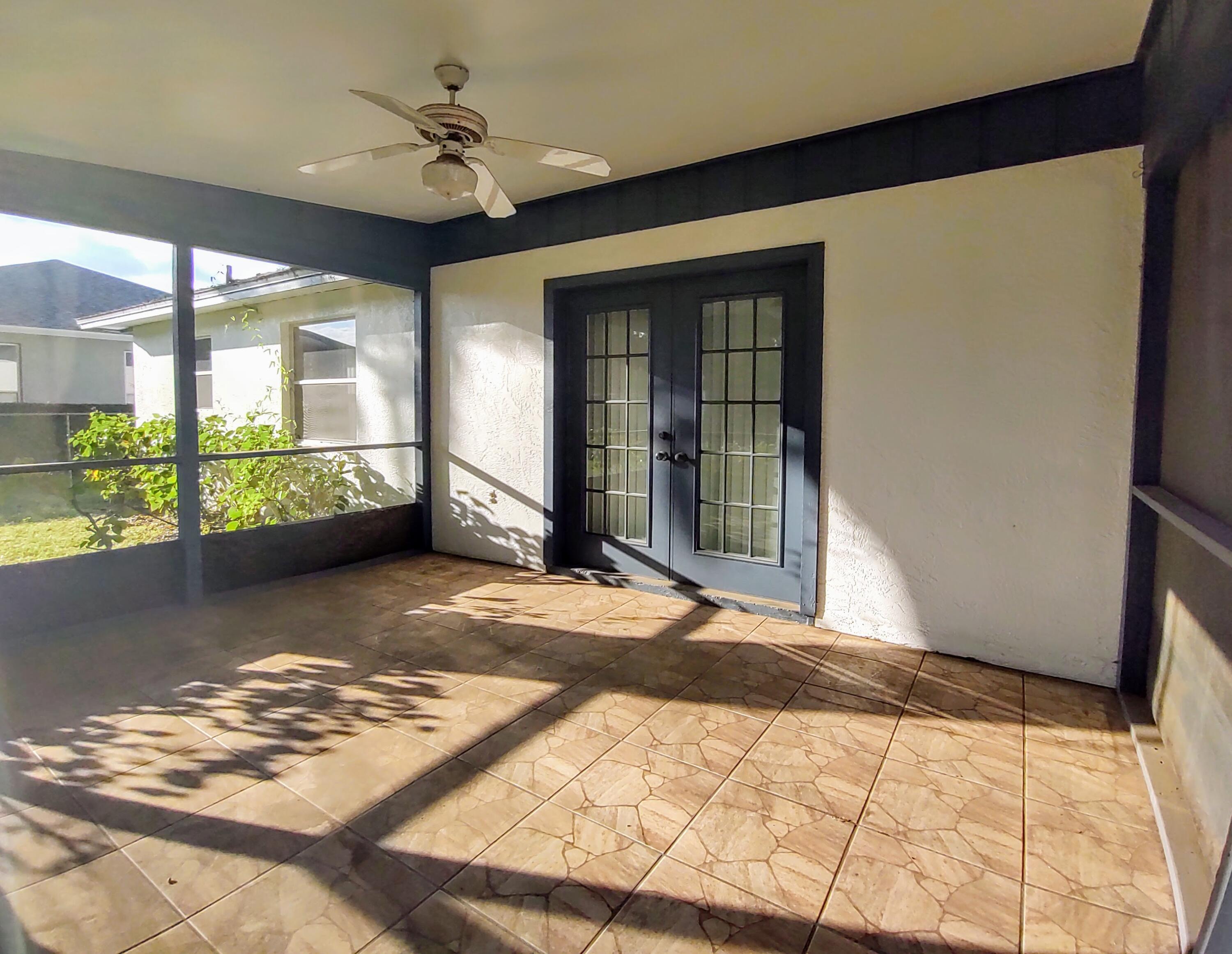 IMPERIAL LAKES 2 - Residential