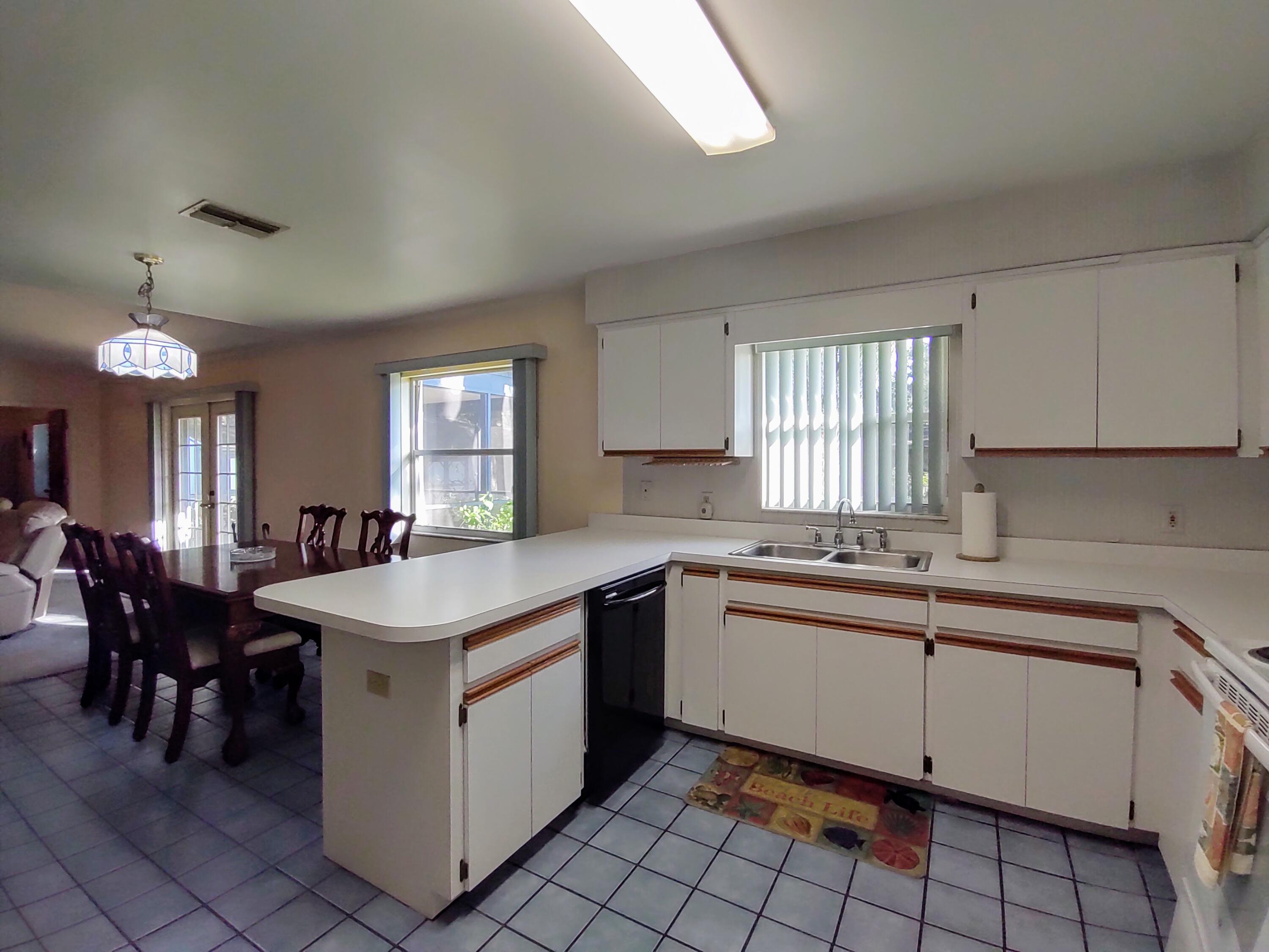 IMPERIAL LAKES 2 - Residential