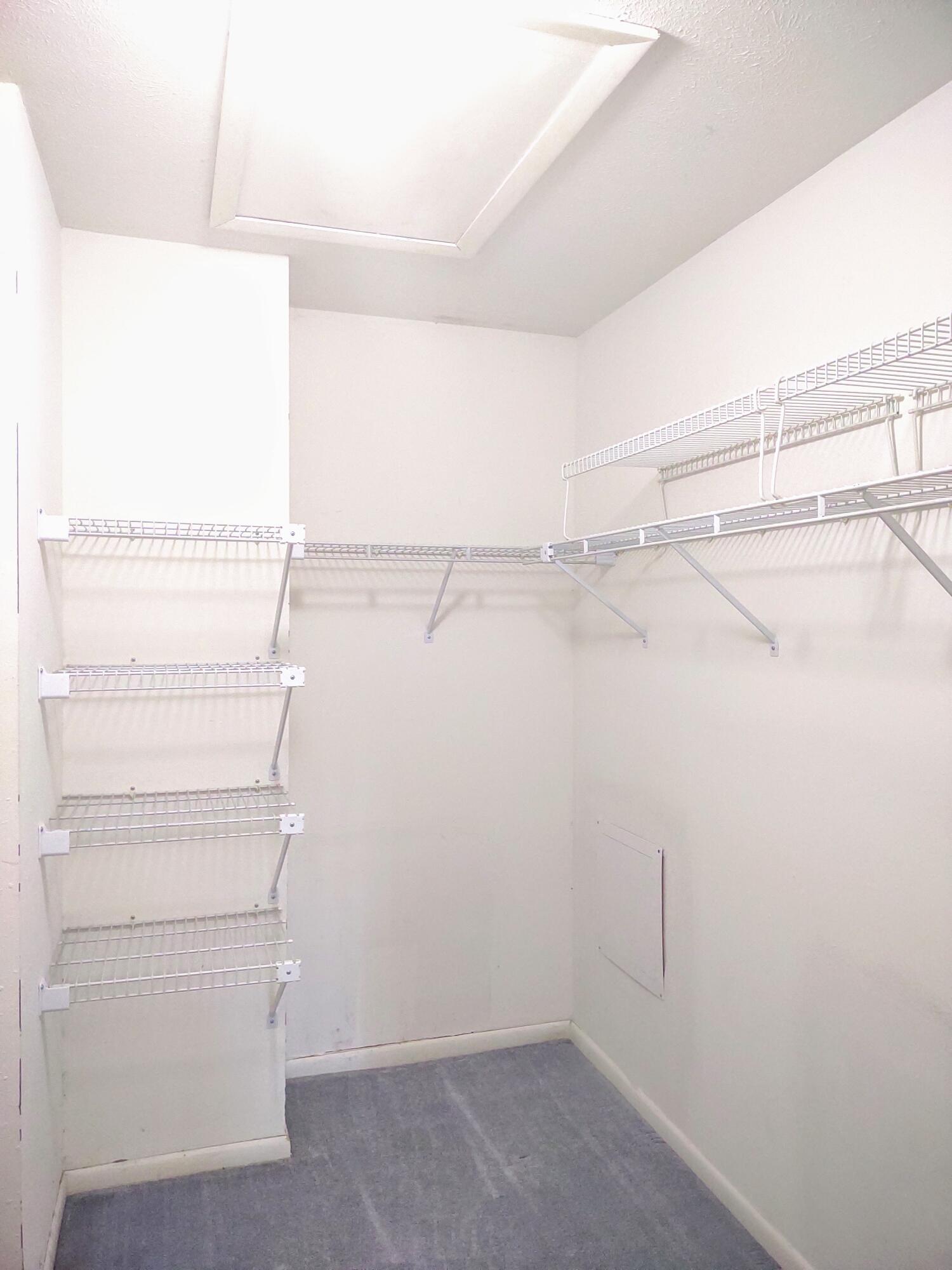 IMPERIAL LAKES 2 - Residential