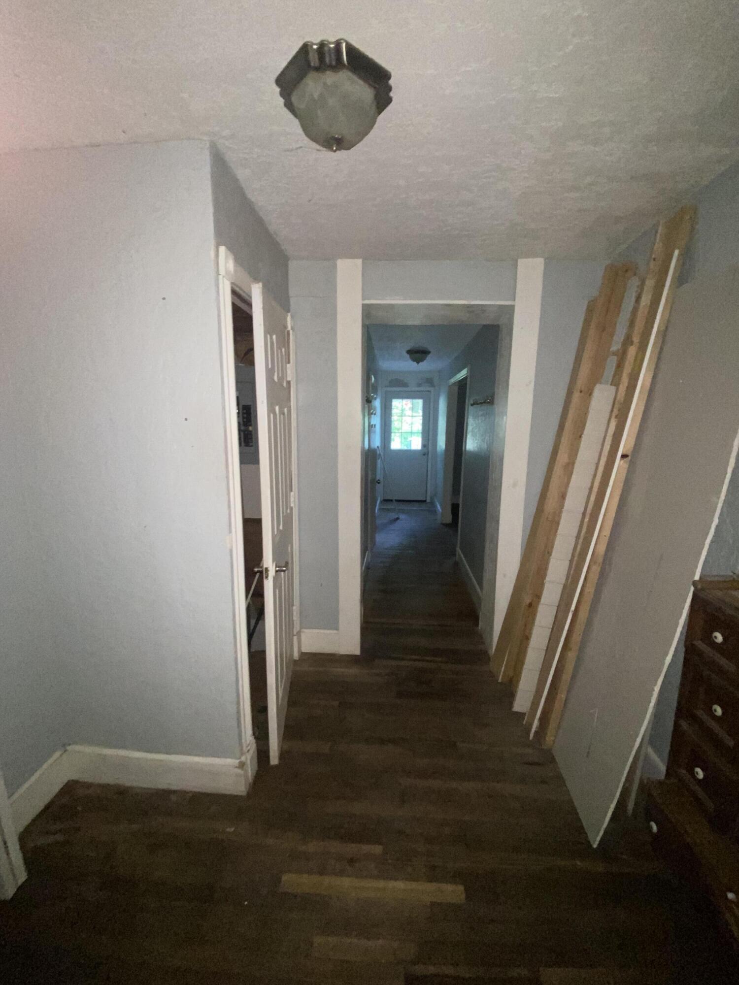 NO RECORDED SUBDIVISION - Residential