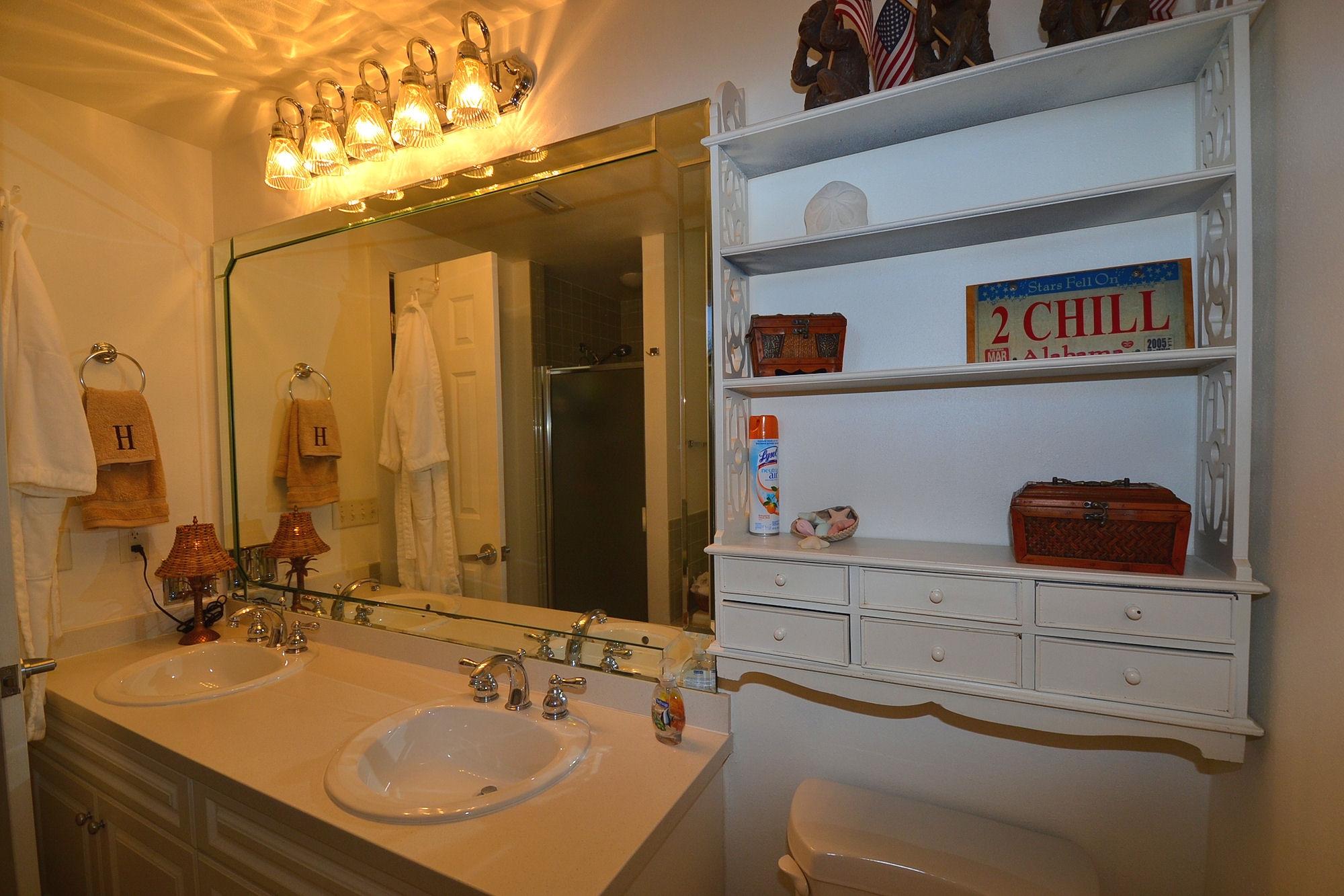 INN AT GULF PLACE - Residential