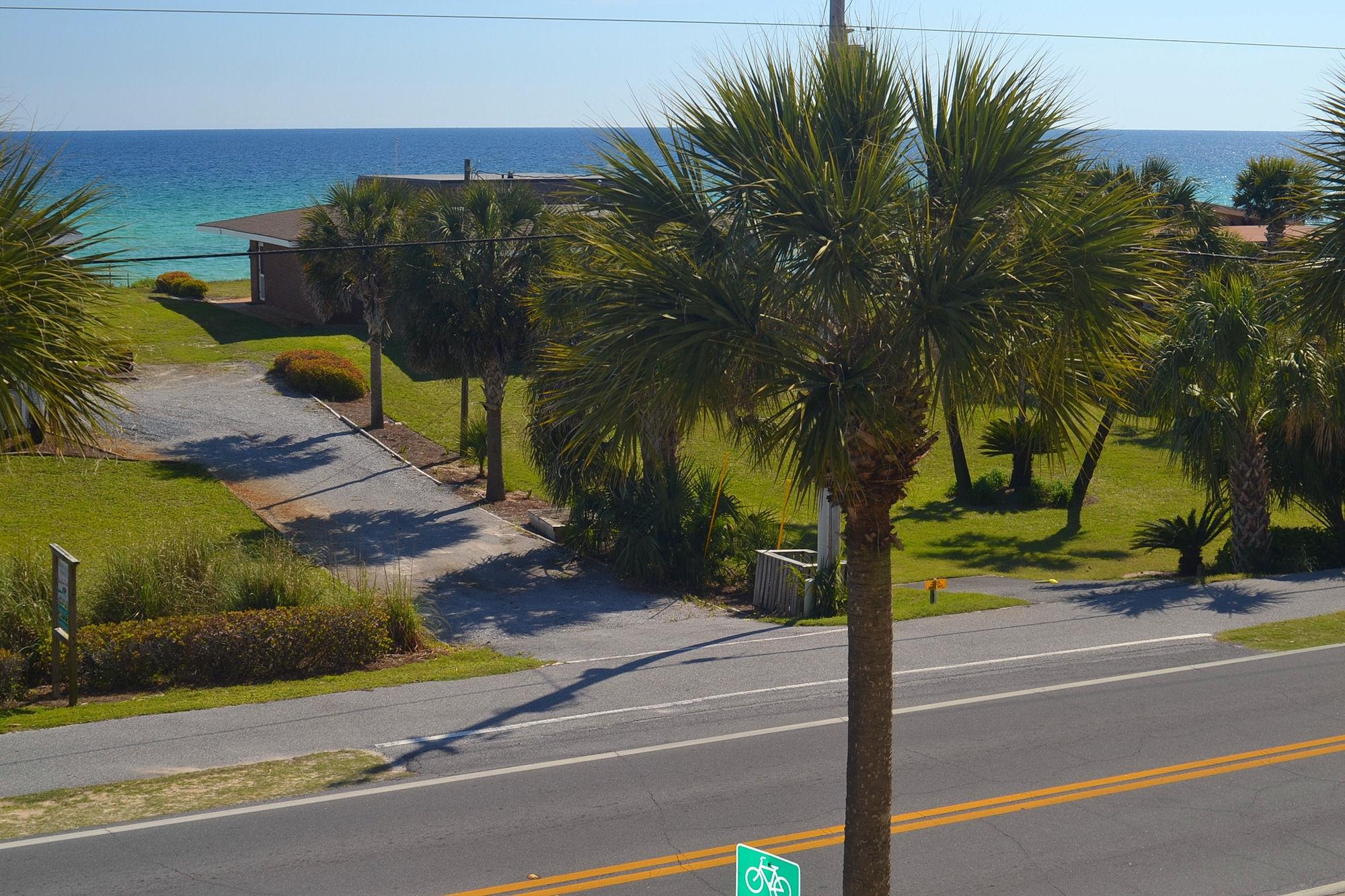 INN AT GULF PLACE - Residential