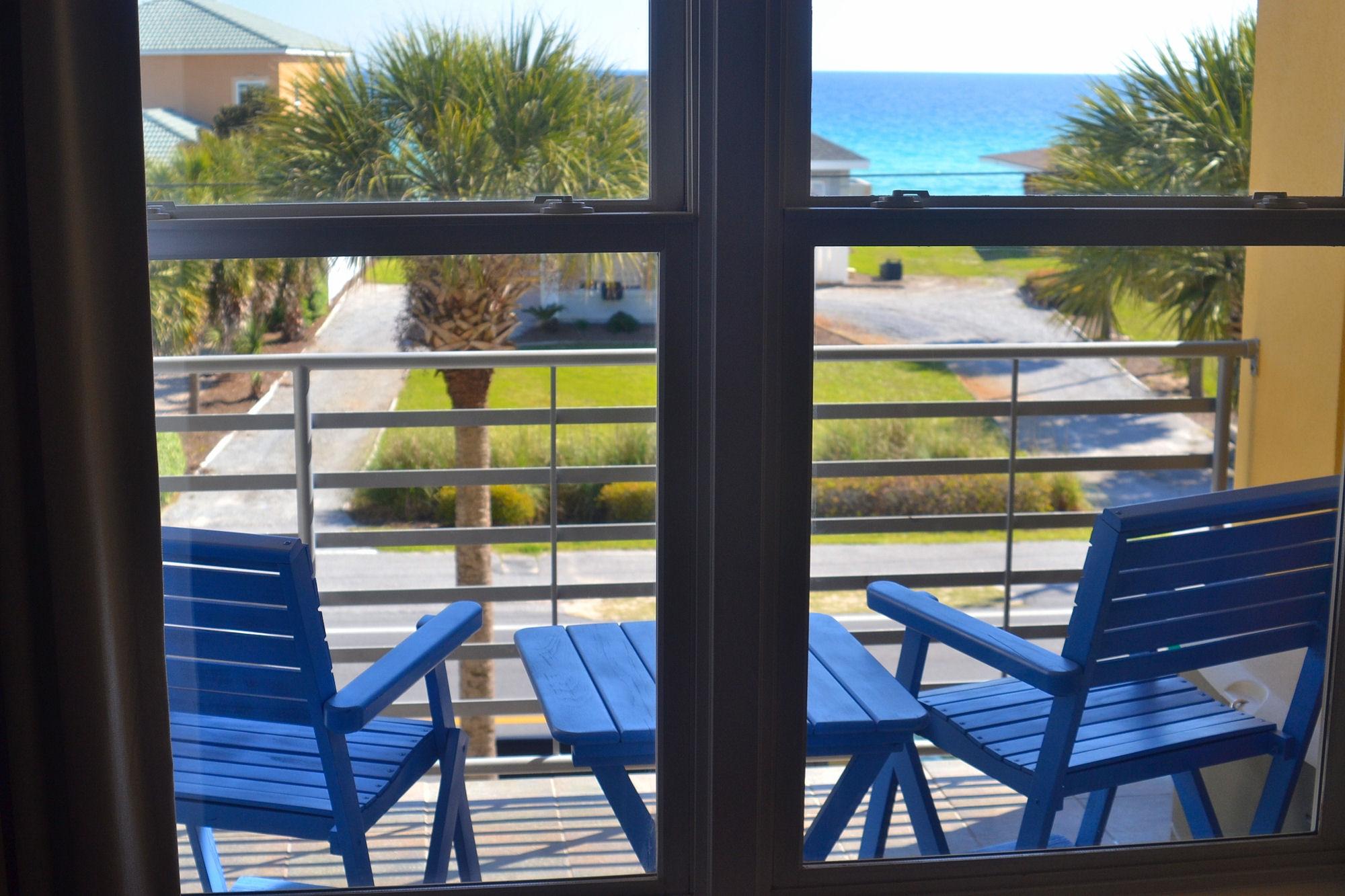 INN AT GULF PLACE - Residential