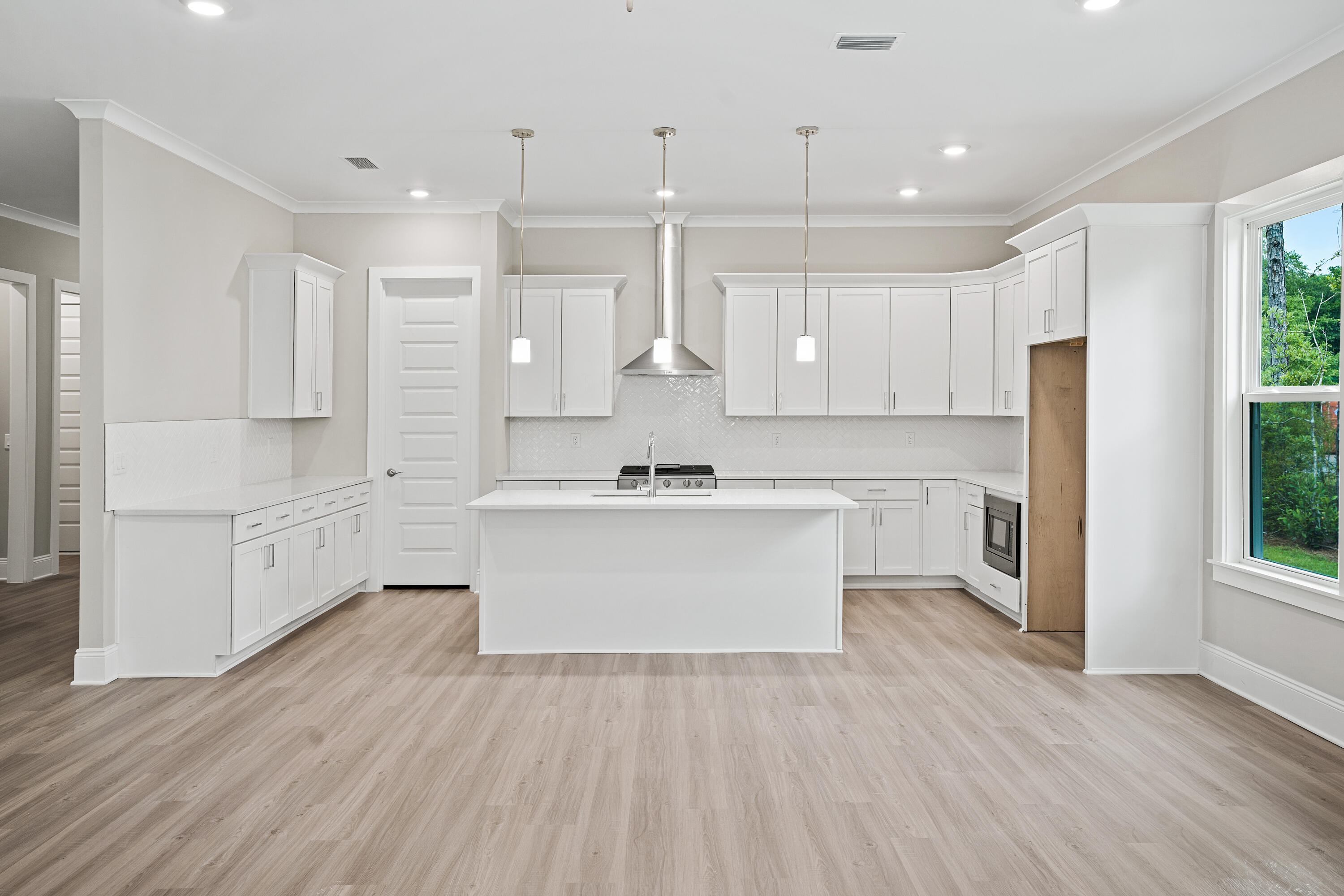 MAGNOLIA BAY ESTATES - Residential