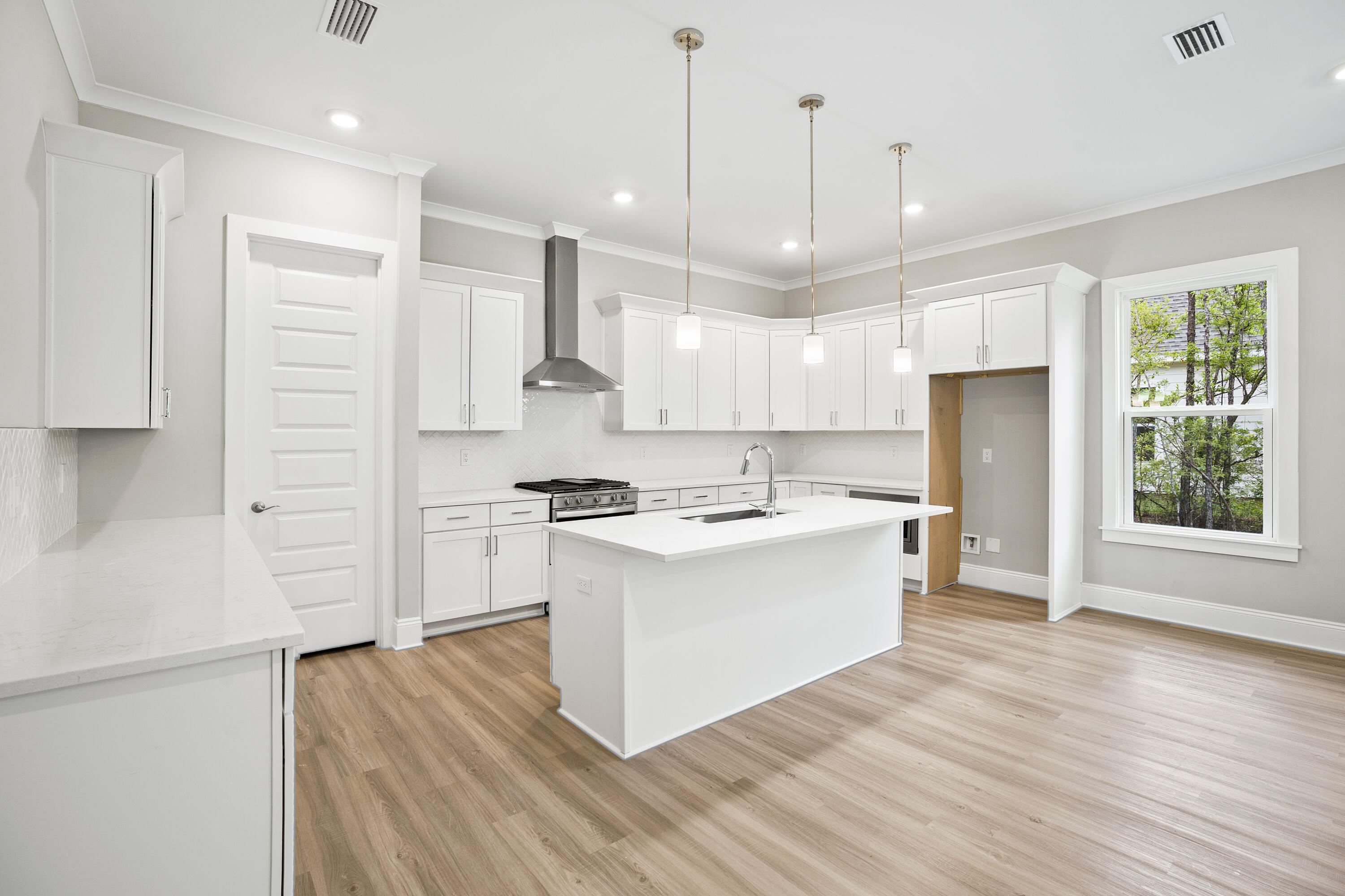 MAGNOLIA BAY ESTATES - Residential