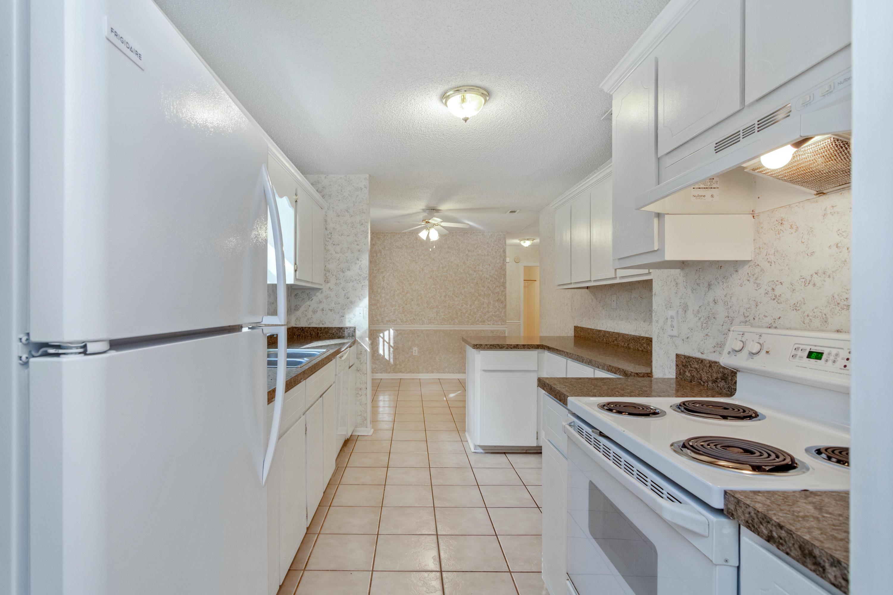 COUNTRY OAKS ESTATES PH 2 - Residential