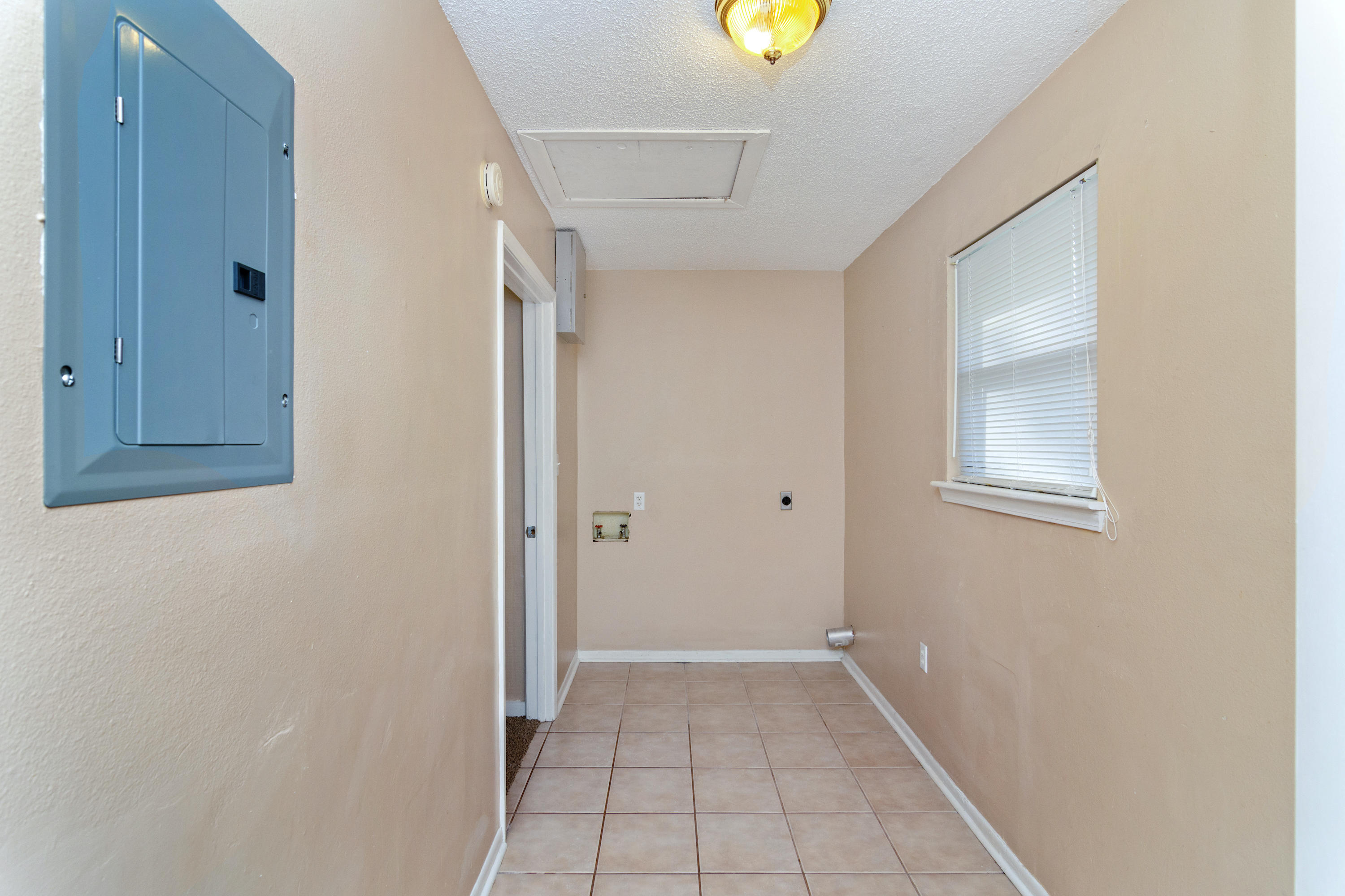 COUNTRY OAKS ESTATES PH 2 - Residential