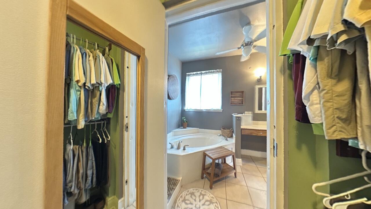 BELLA VISTA - Residential