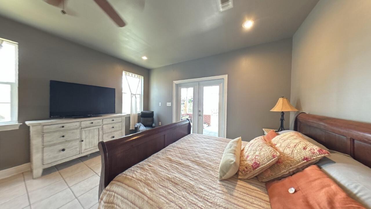 BELLA VISTA - Residential