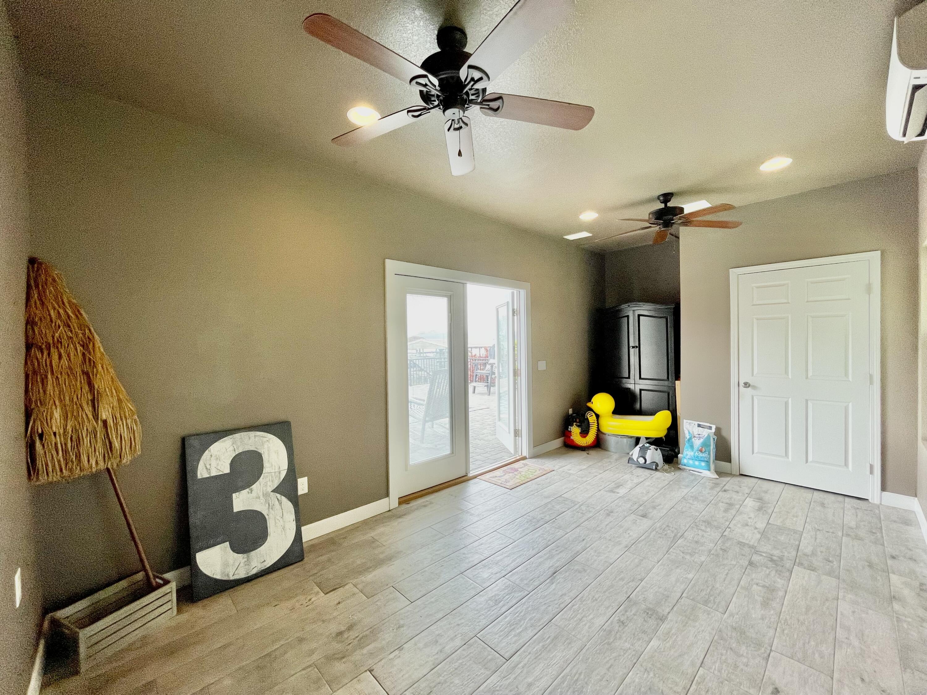 BELLA VISTA - Residential