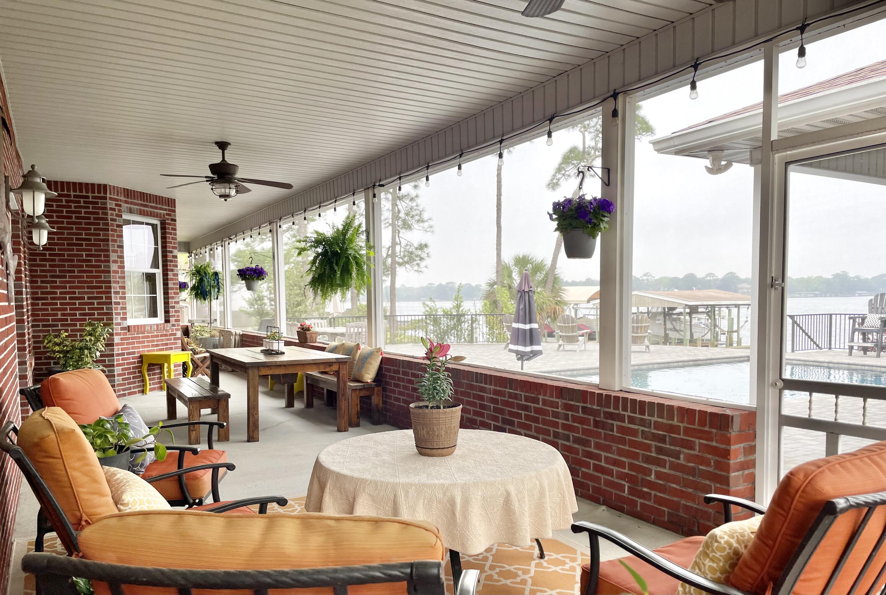 BELLA VISTA - Residential