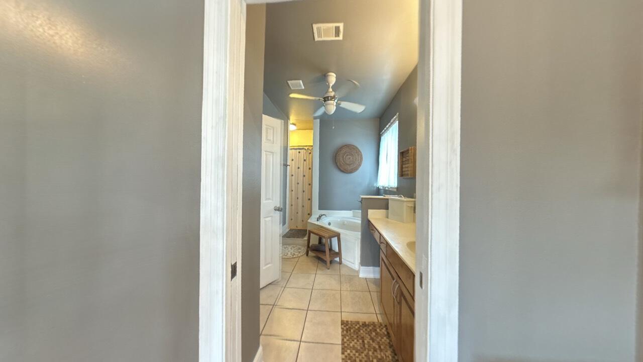 BELLA VISTA - Residential