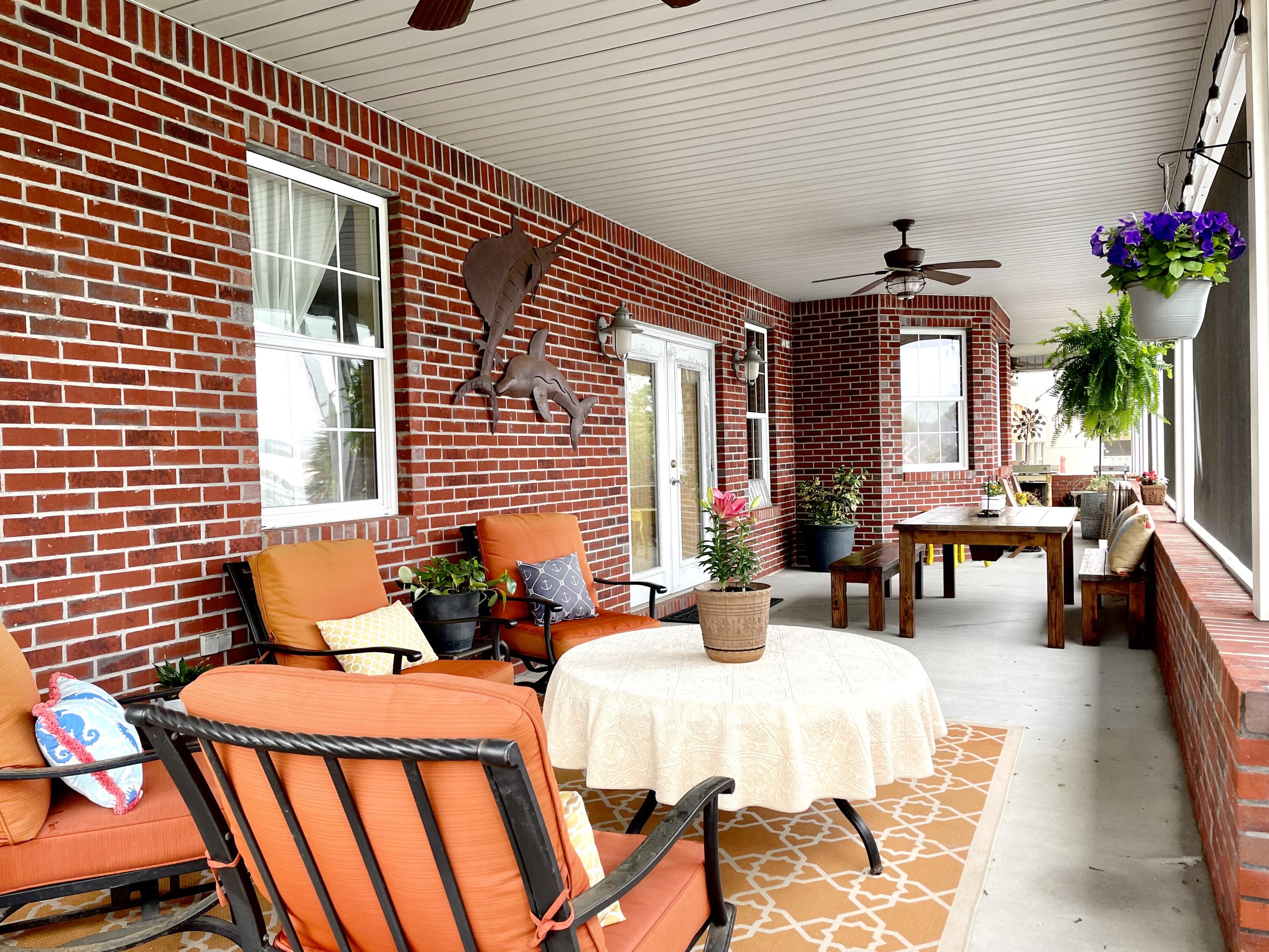 BELLA VISTA - Residential