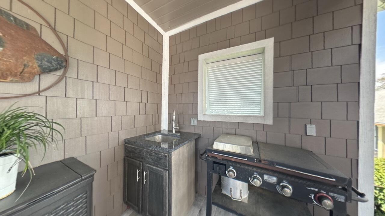 BELLA VISTA - Residential