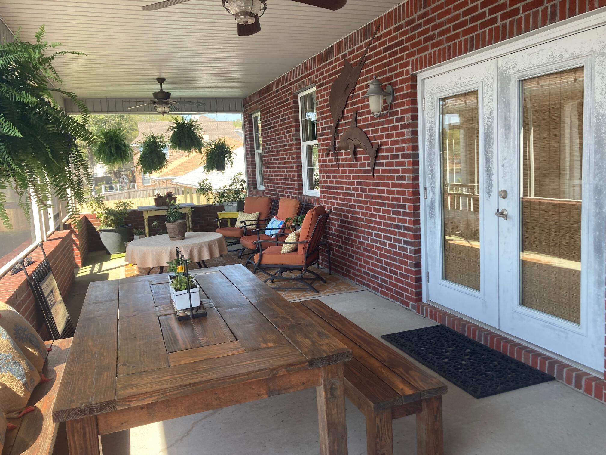 BELLA VISTA - Residential