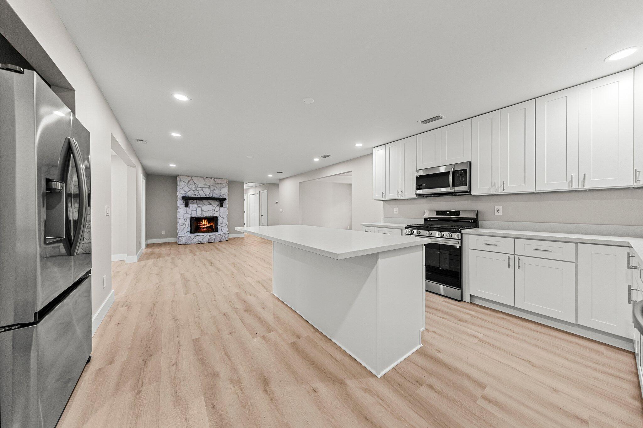 BAYOU POQUITO - Residential